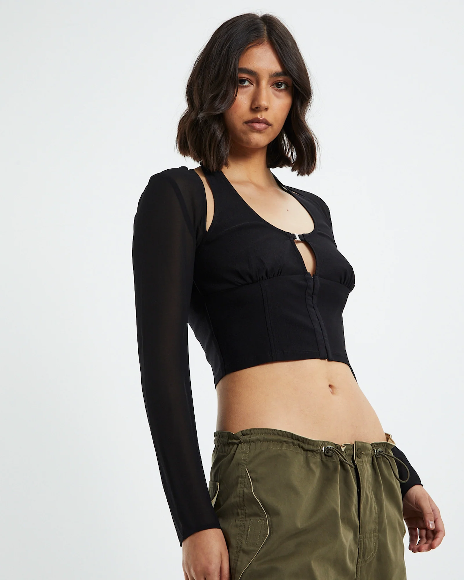 Kamali Hook Front Long Sleeve Halter Top Black - Image 5