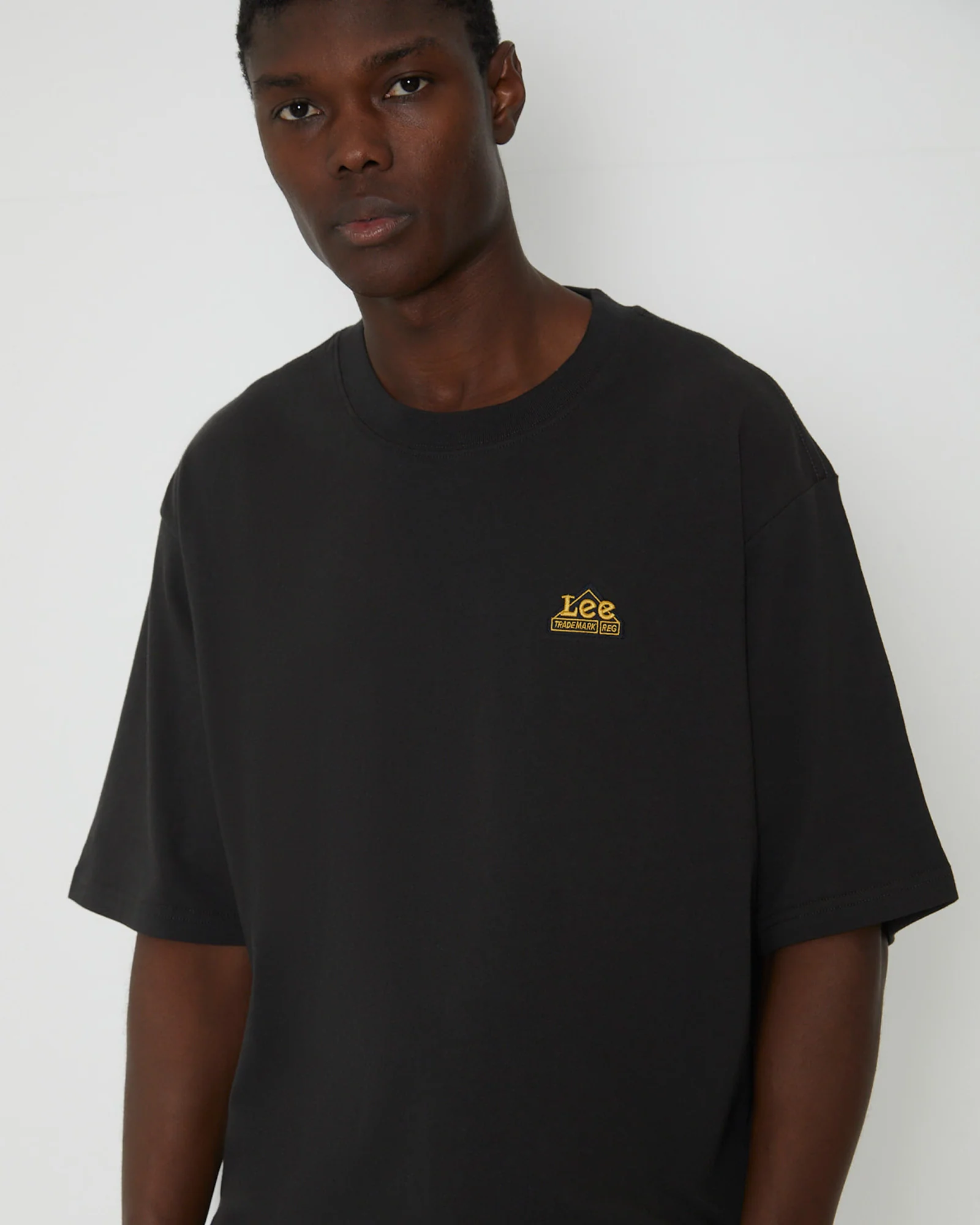 Kansas Baggy Short Sleeve T-Shirt in Worn Black - Image 5