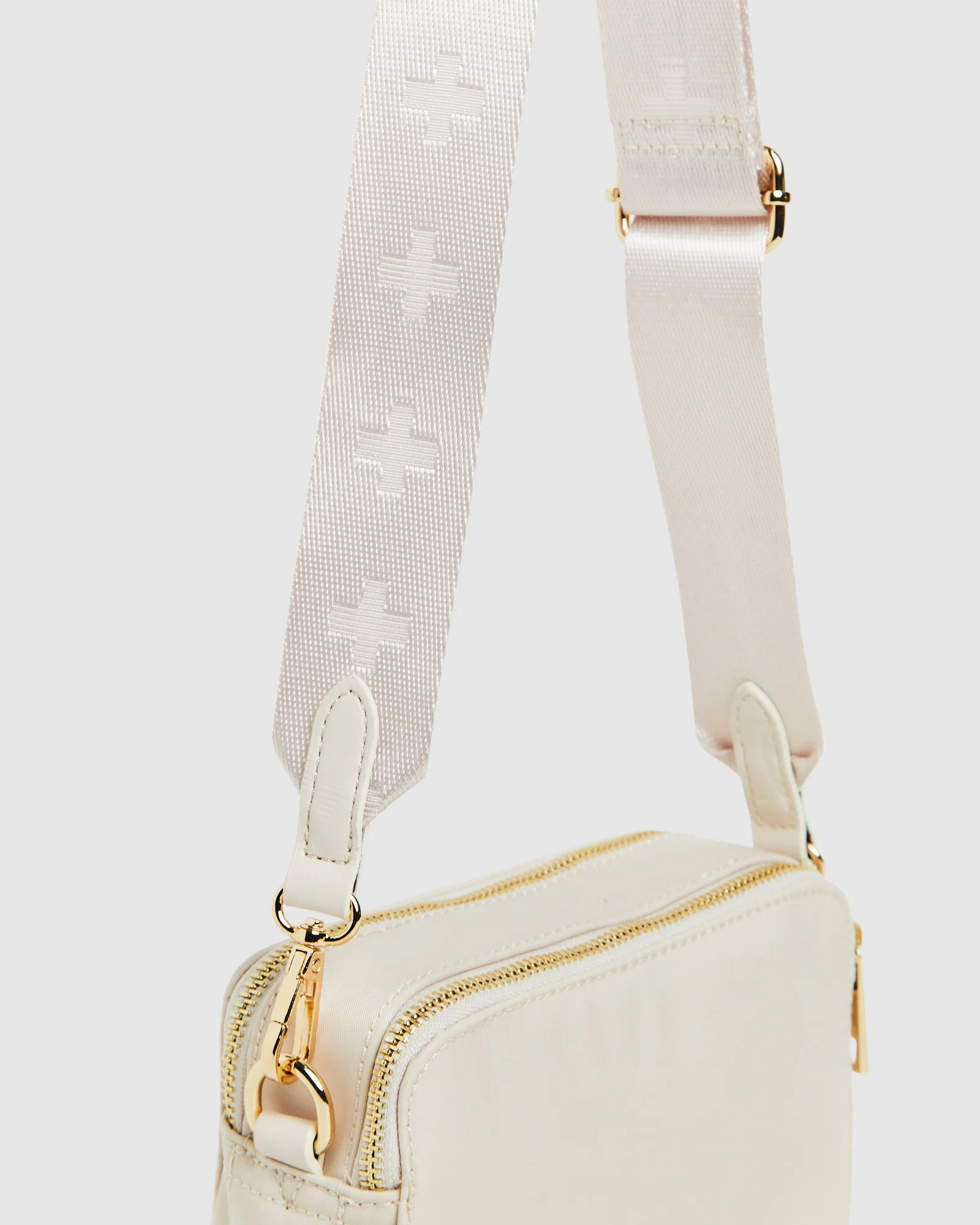 Laroi Cross Body Bag in Bisque Nylon Gold - Image 3