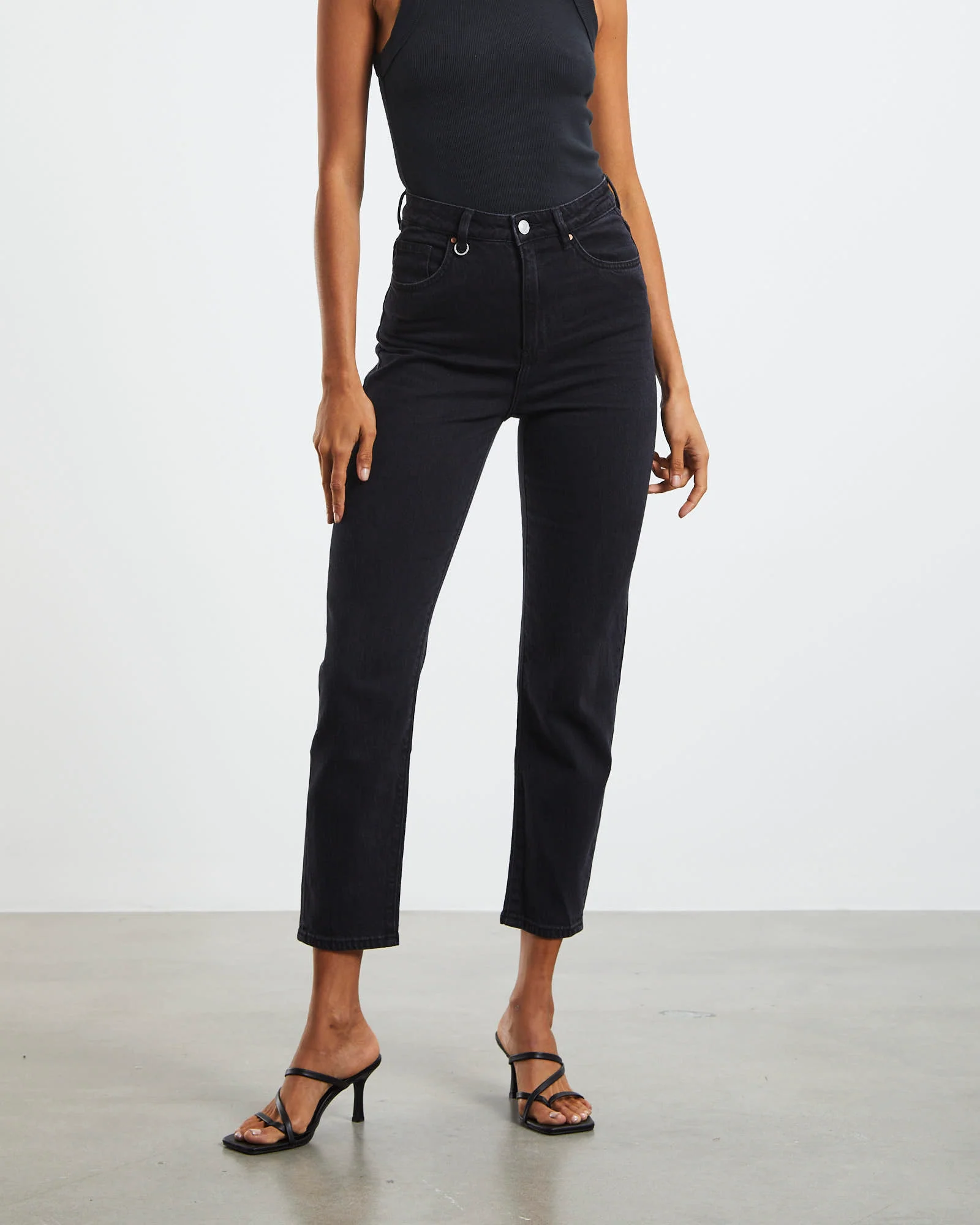 Lola Mom Jeans