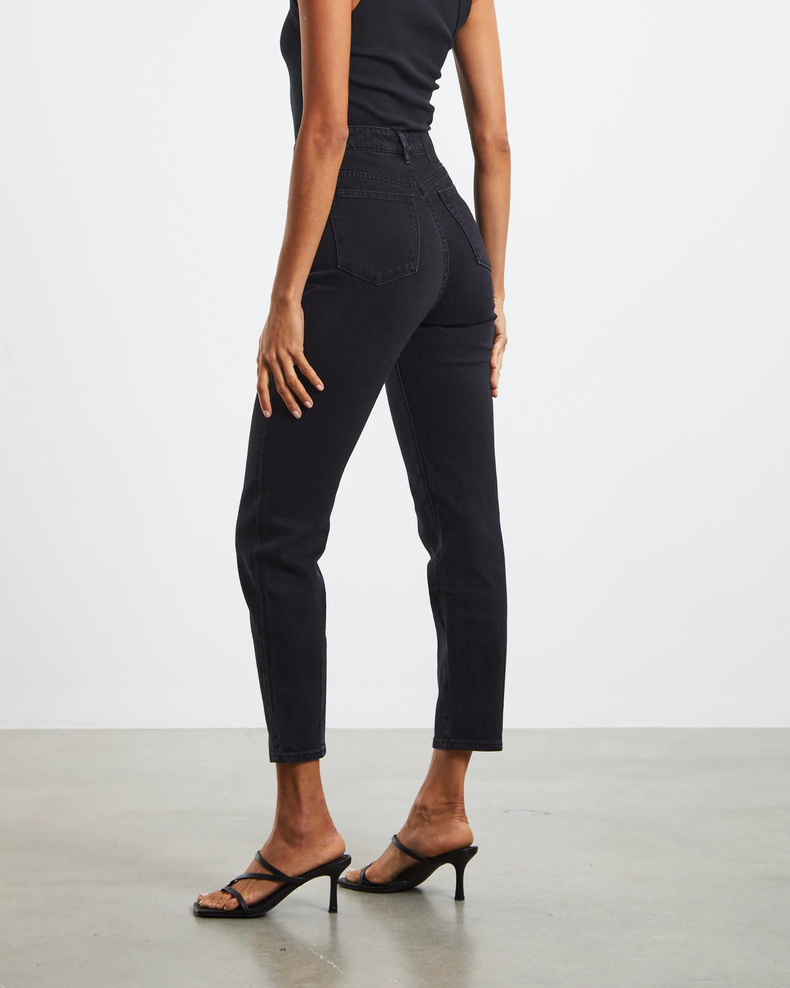 Lola Mom Jeans - Image 3