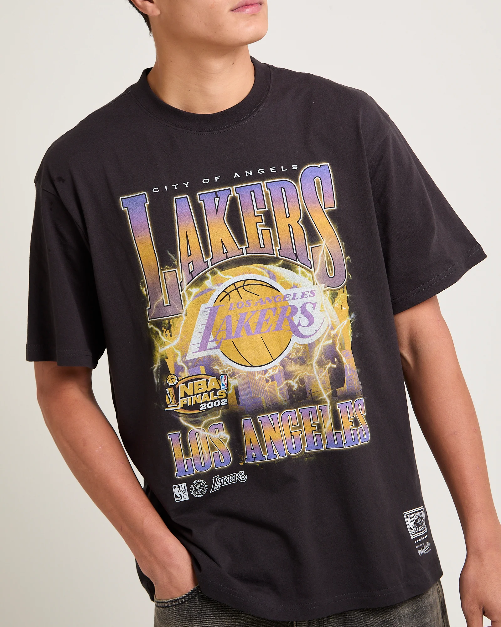Los Angeles Lakers City Strike T-Shirt - Image 5