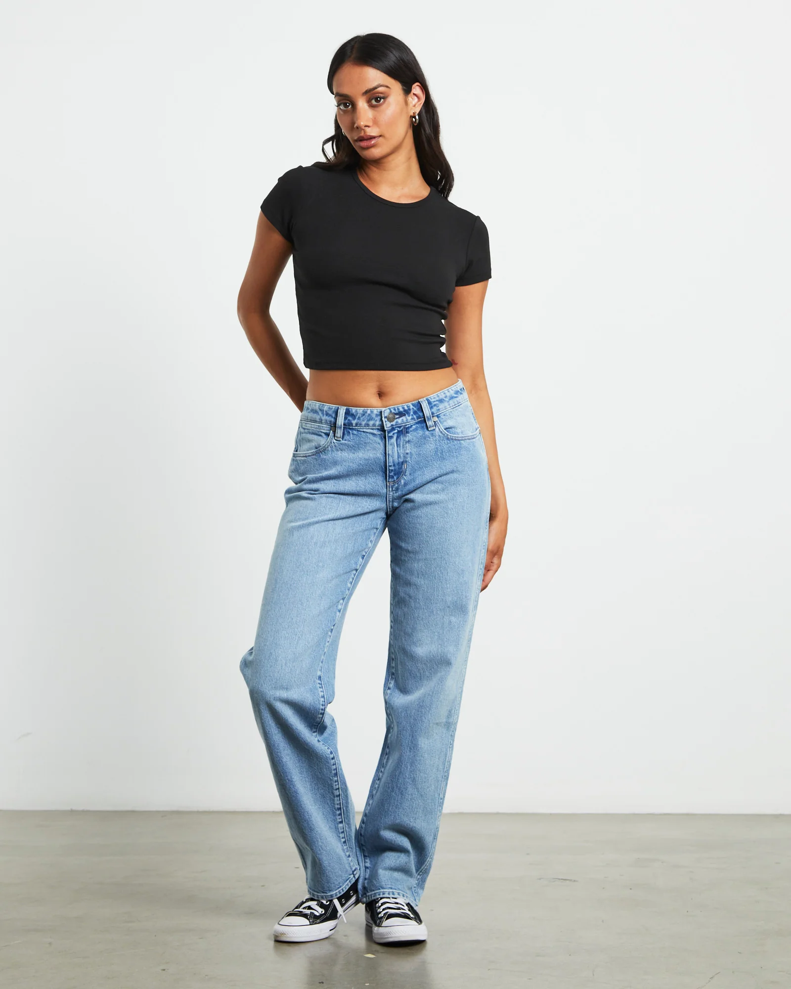 Low Rise Claudia Straight Denim Jeans Cloudy - Image 3