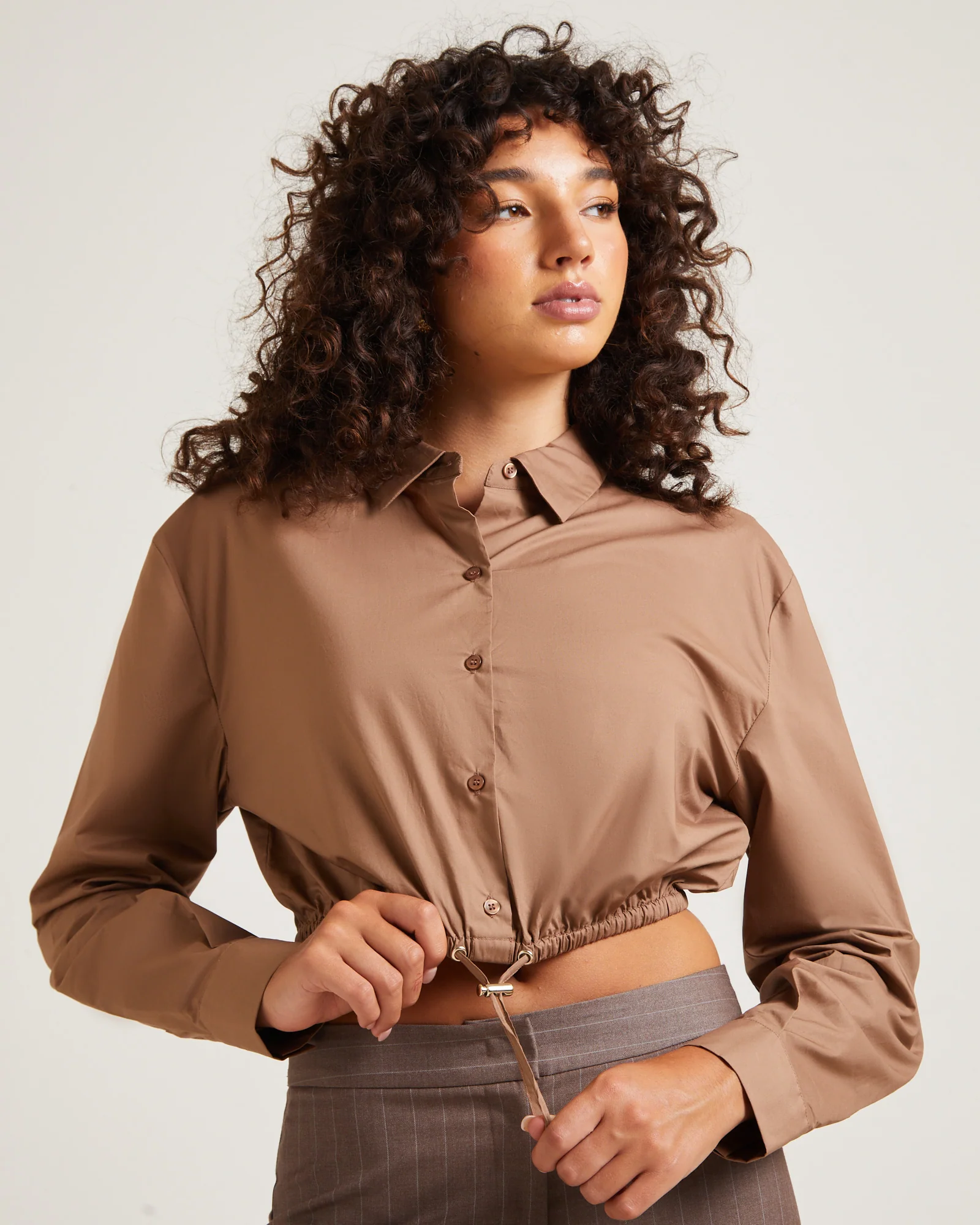 Lucy Drawstring Poplin Long Sleeve Shirt in Chocolate