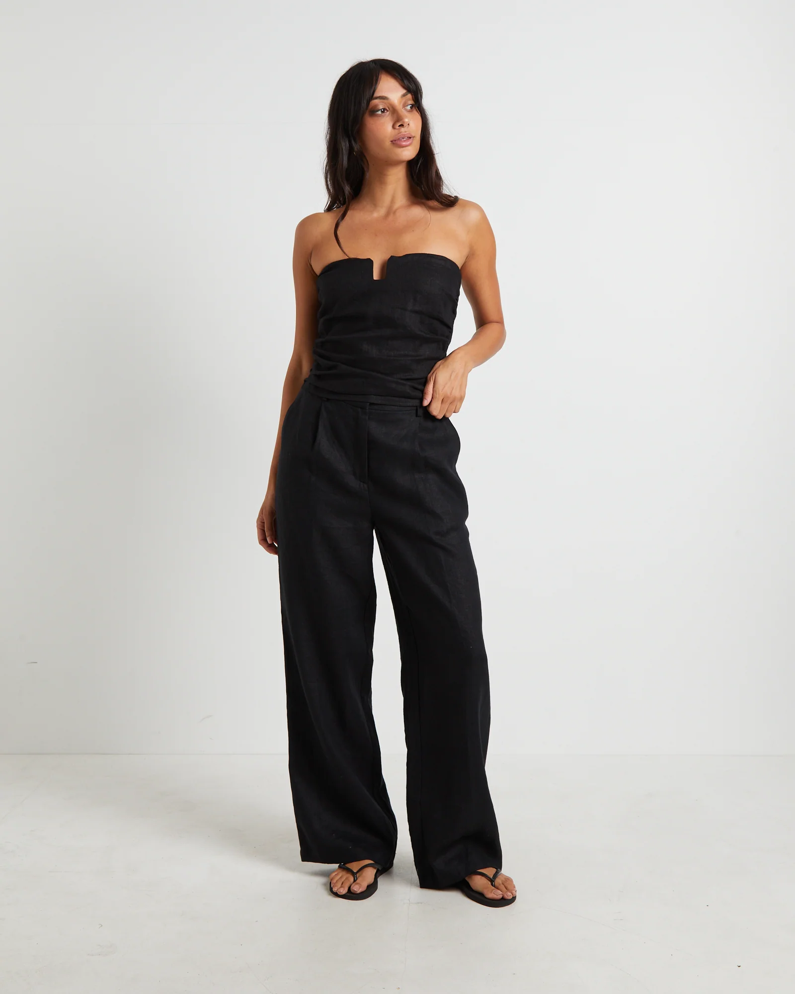 Lui Cut Out Linen Bandeau Top in Black - Image 3