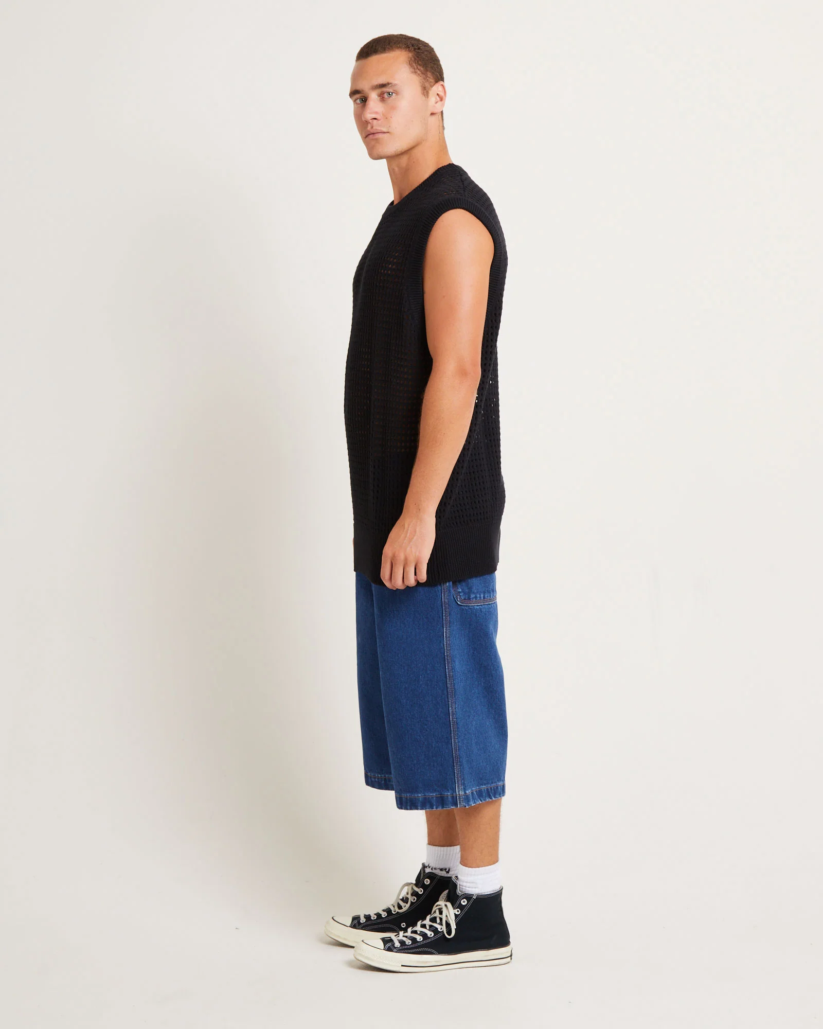 Lydo Net Knit Vest in Black - Image 4