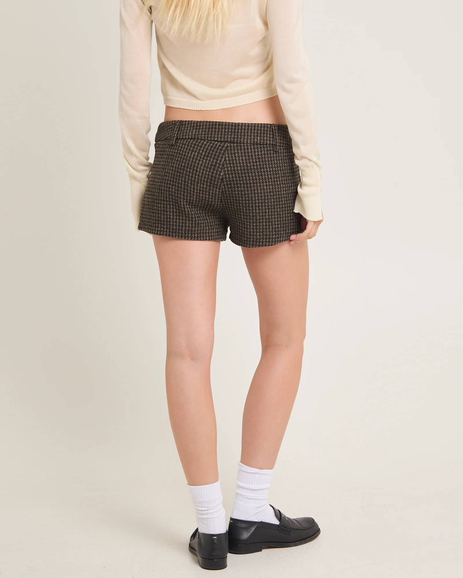 Maddison Low Rise Tailored Shorts - Image 2