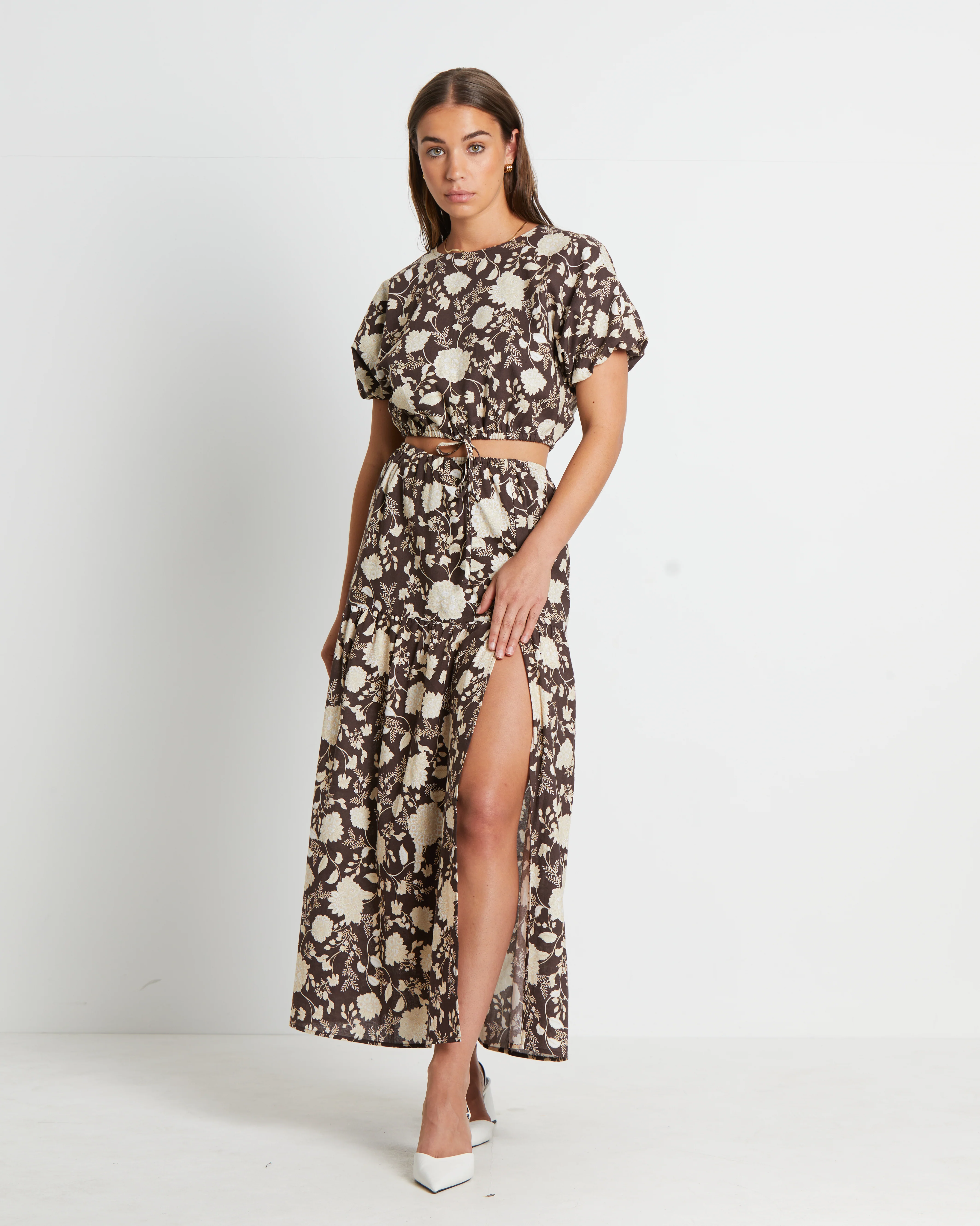Melody Linen Puff Tee in Assorted Brown - Image 3