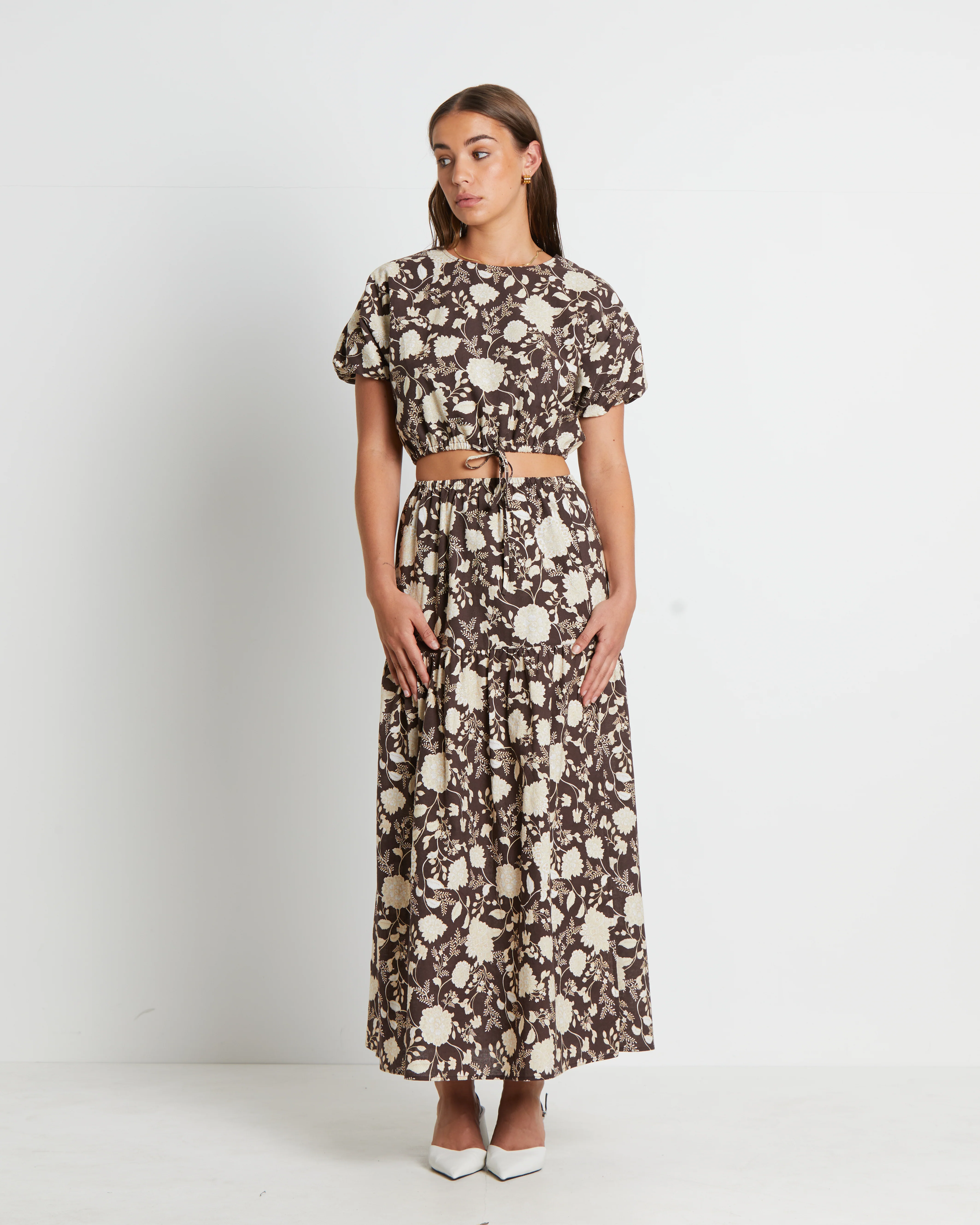 Melody Linen Puff Tee in Assorted Brown - Image 4