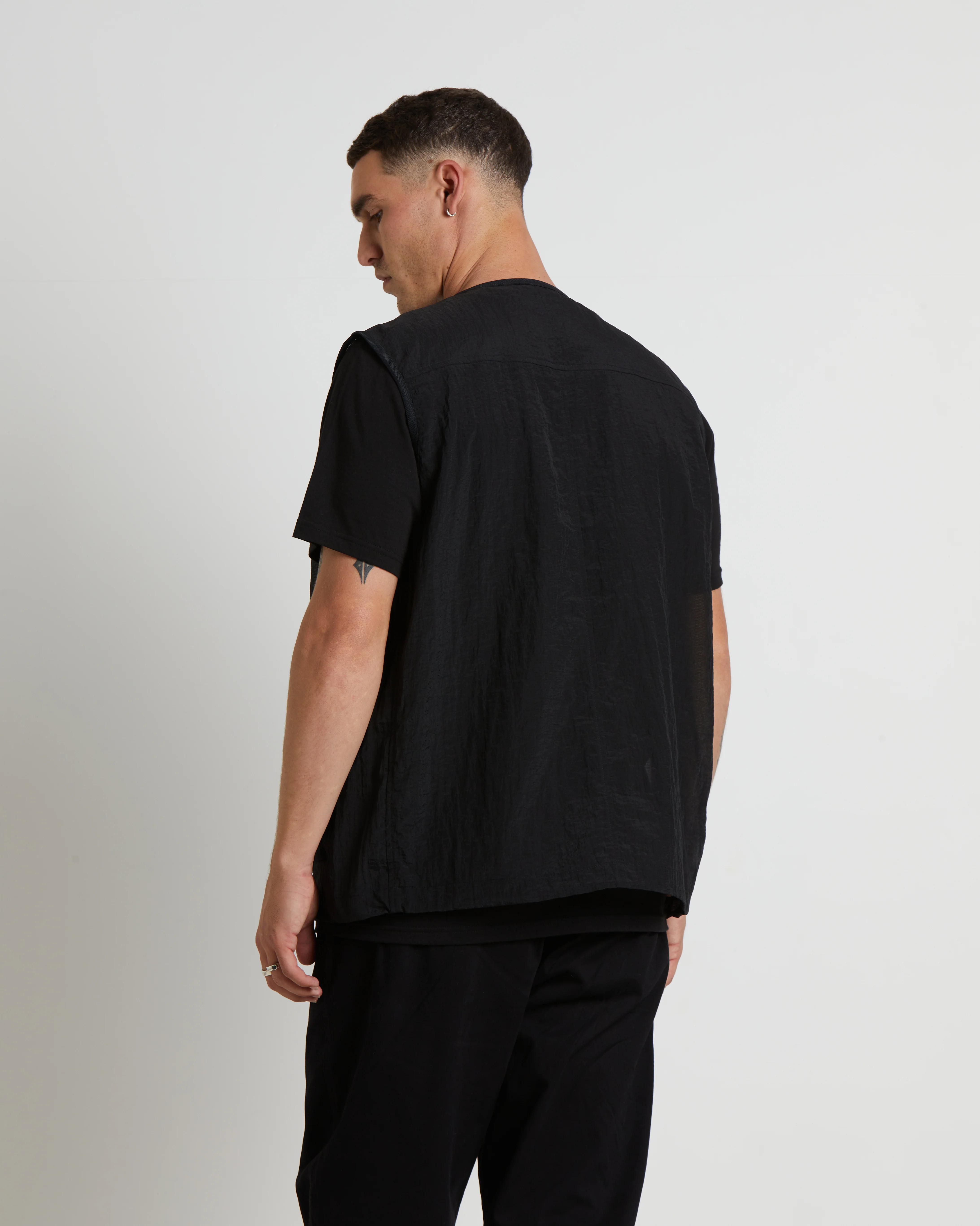 Mesh Ripstop Utility Vest in Black - Image 2