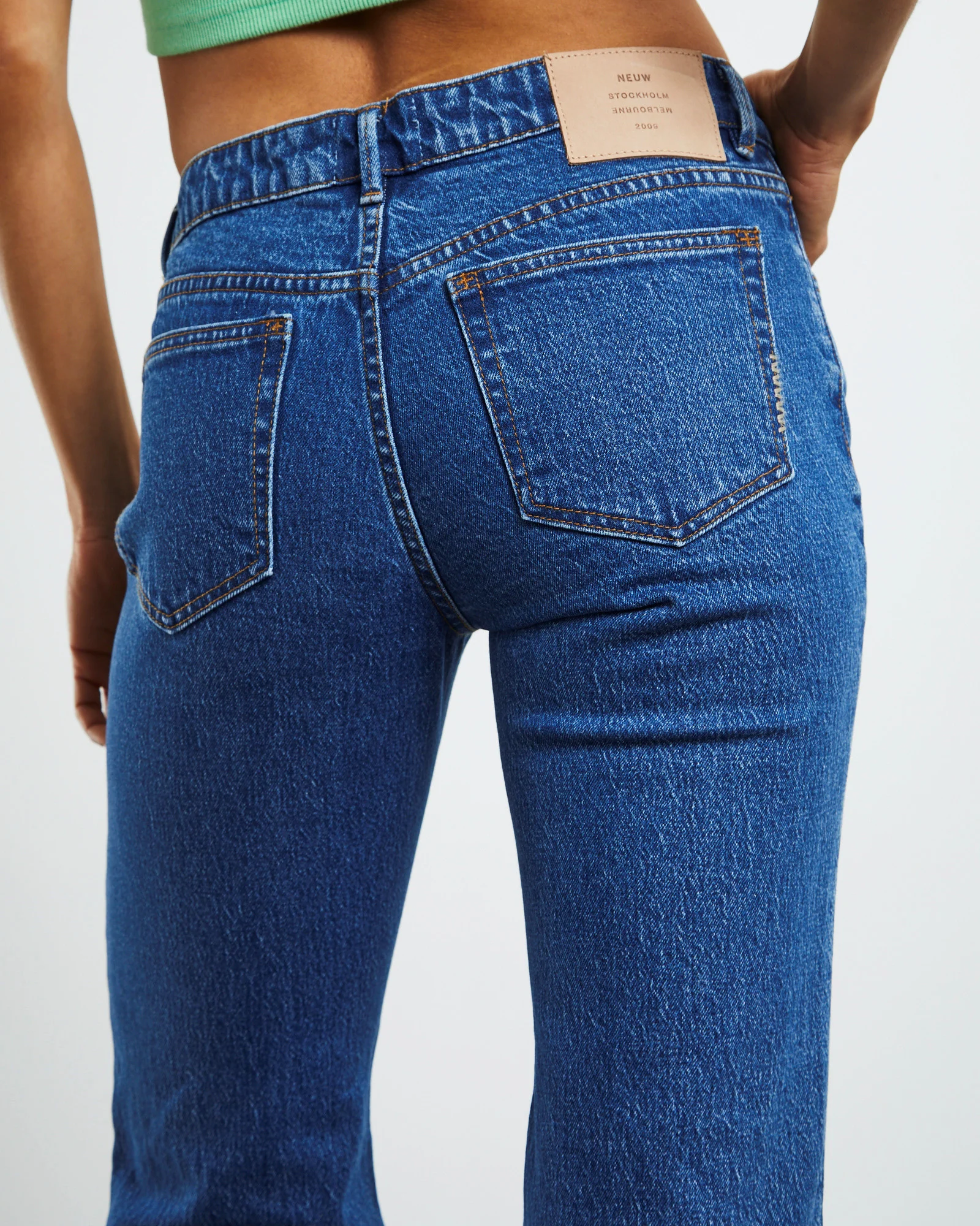 Mia Straight Jeans - Image 6