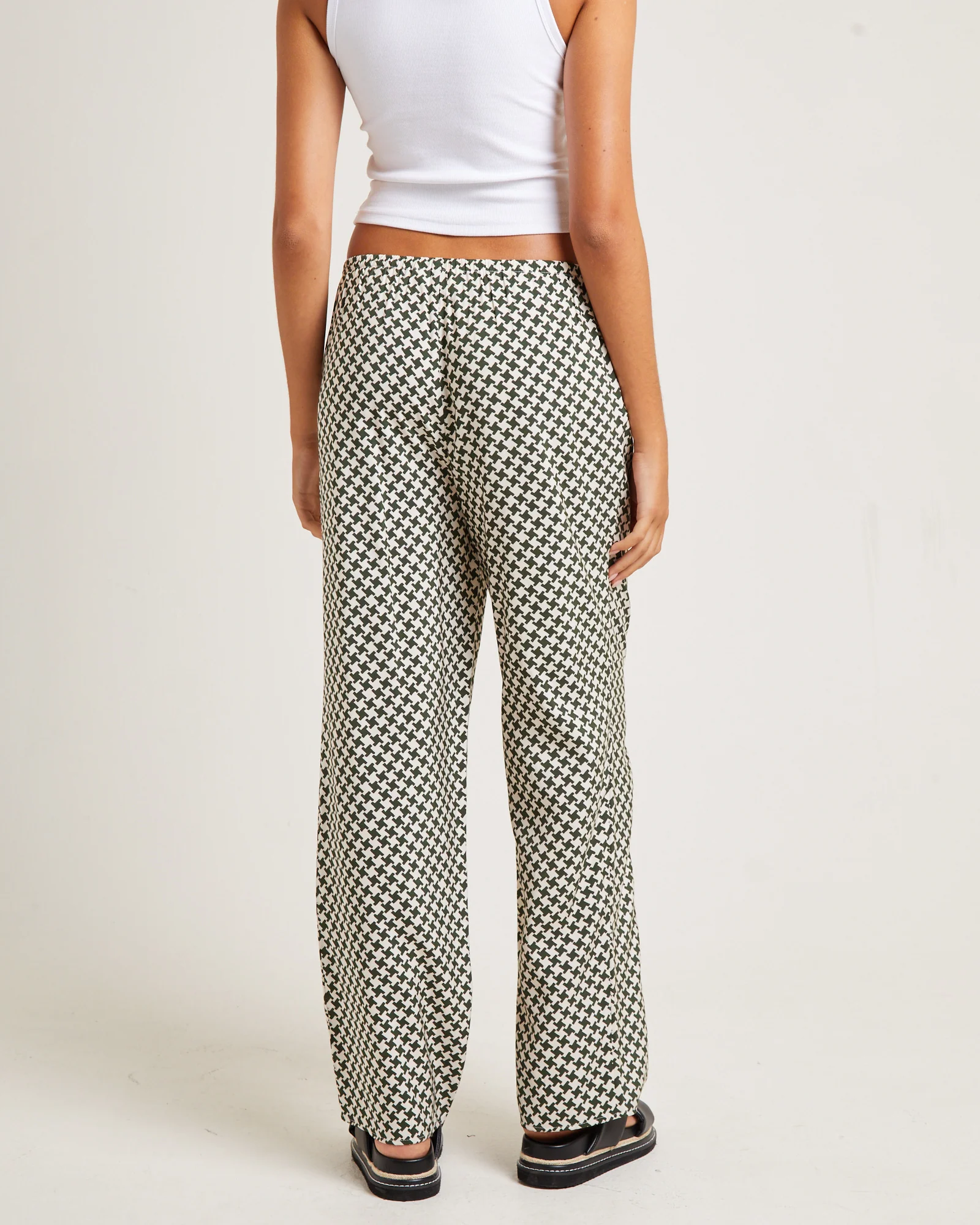 Minnie Crepe Pants Olive - Image 2