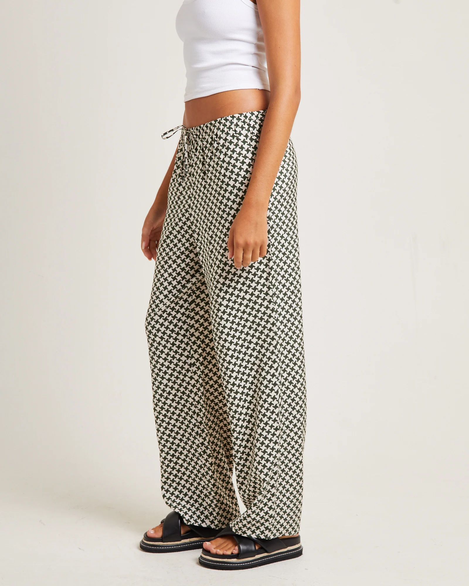 Minnie Crepe Pants Olive - Image 4