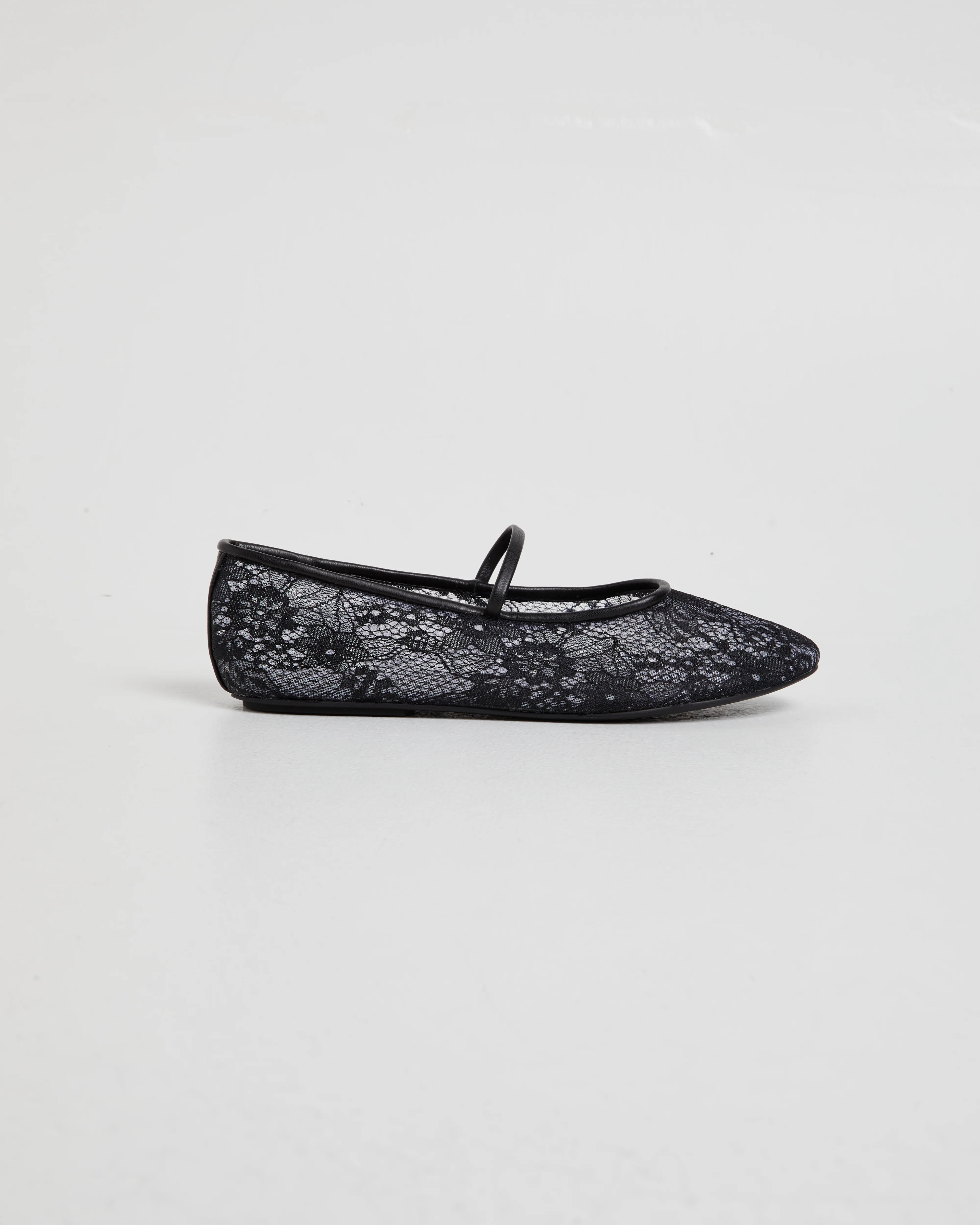 Monamour Ballet Flat Black Lace