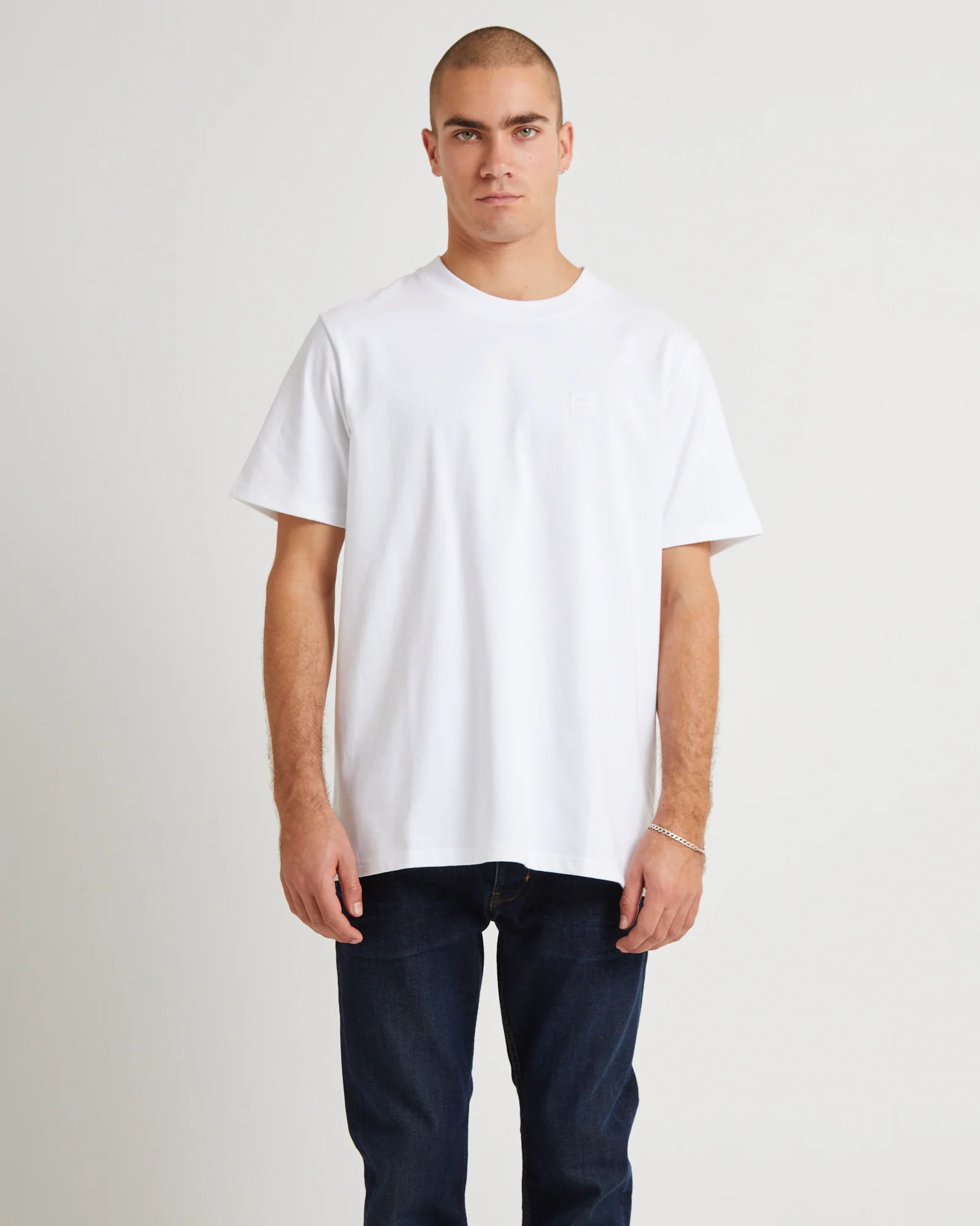 Neuw Premium T-Shirt