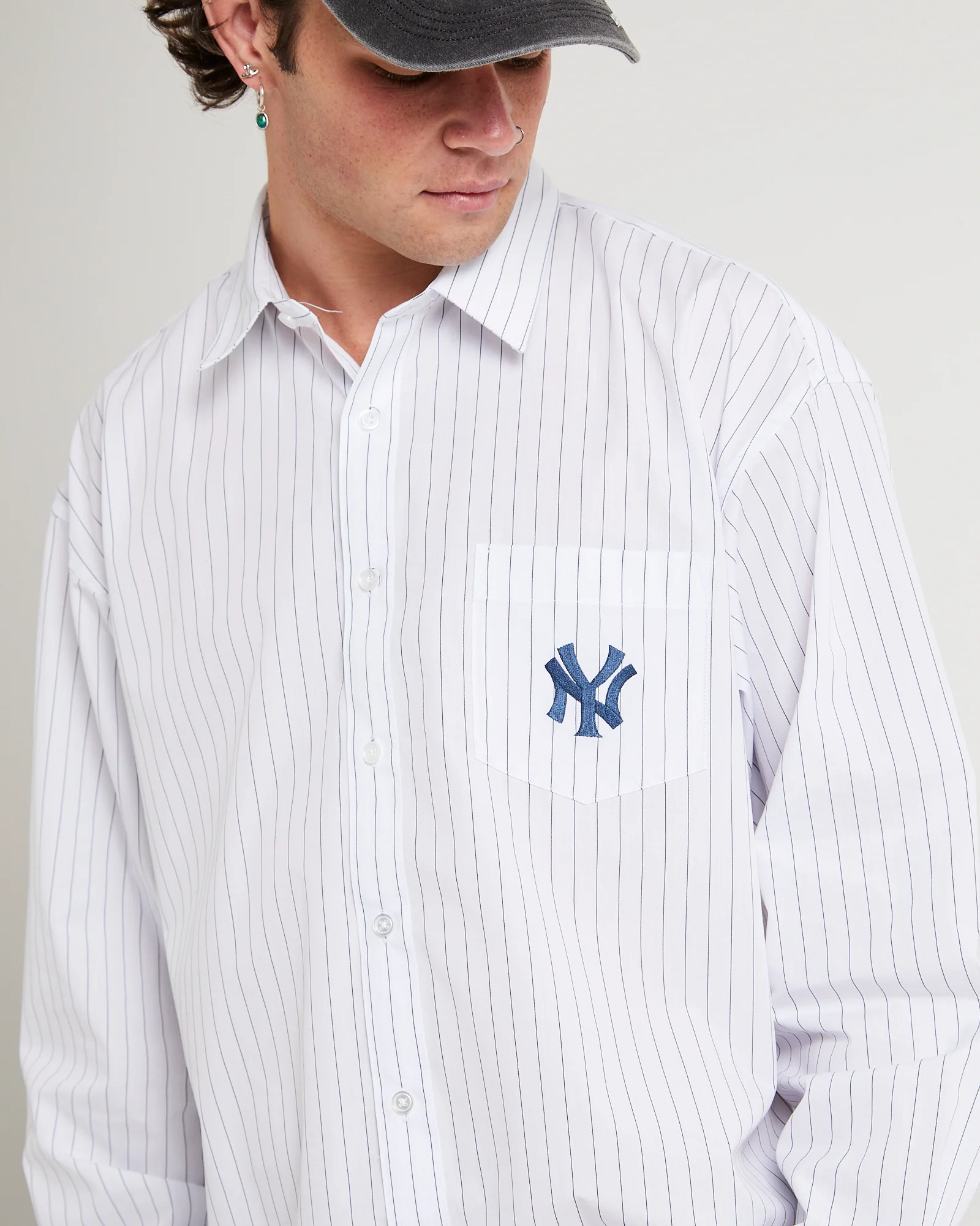 New York Yankees Pinstripe Button Up Shirt - Image 5