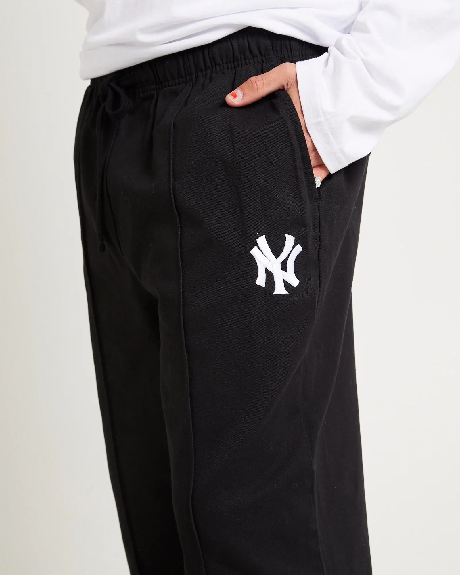 New York Yankees Pleated Track Pants - Image 2