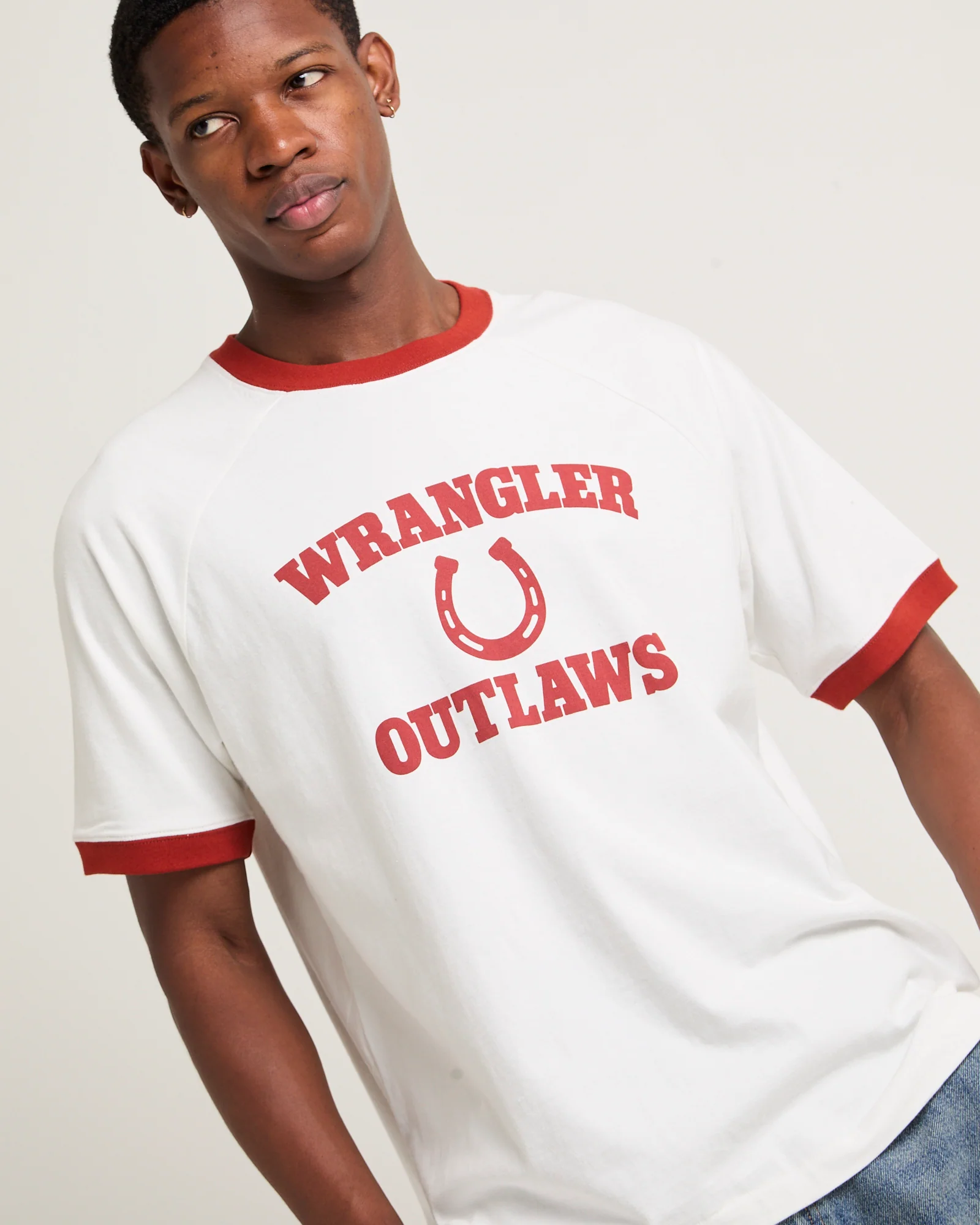 Outlaws Ringer Tee - Image 5