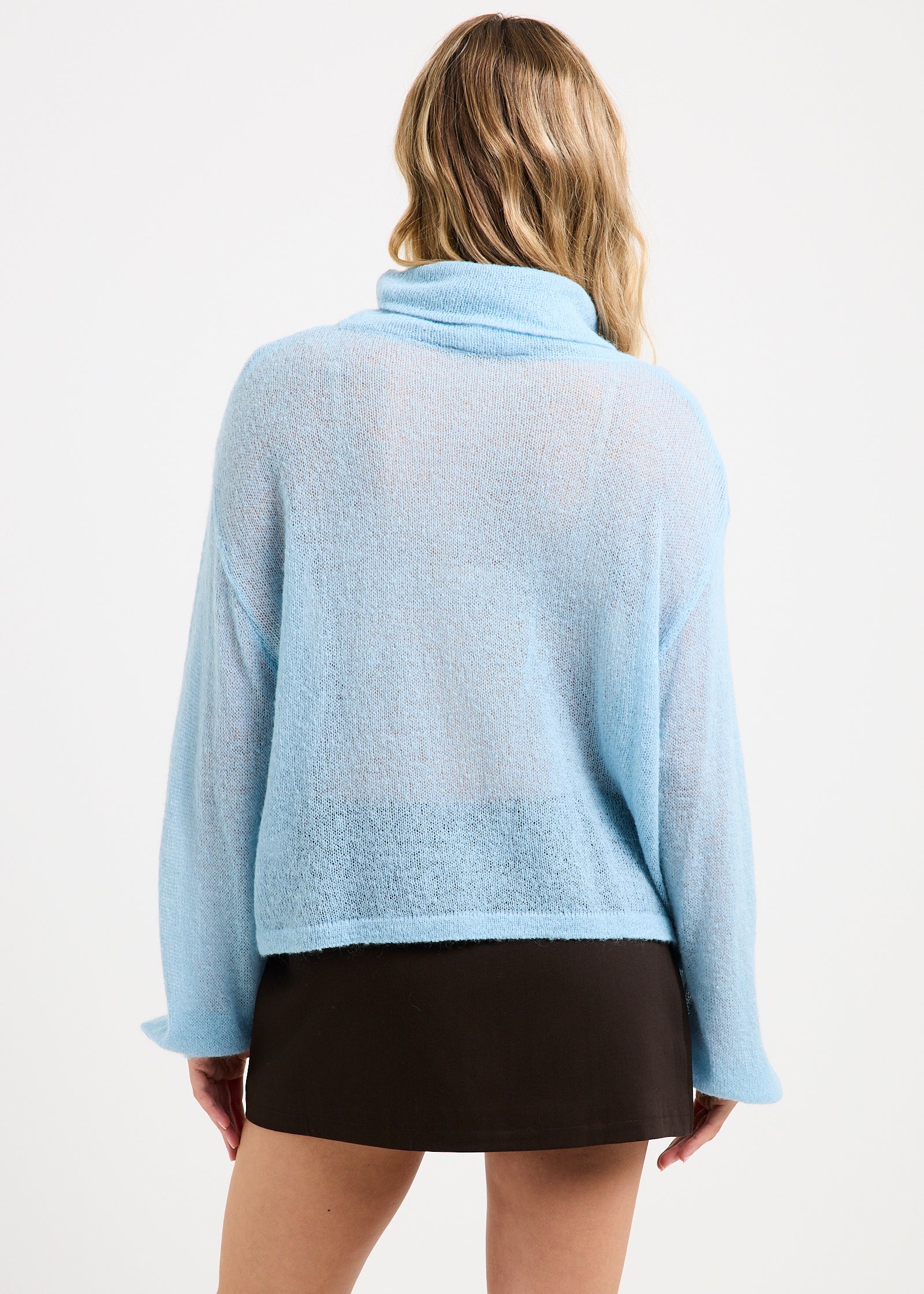 Palma Crotchet Cropped Sweater - Image 2