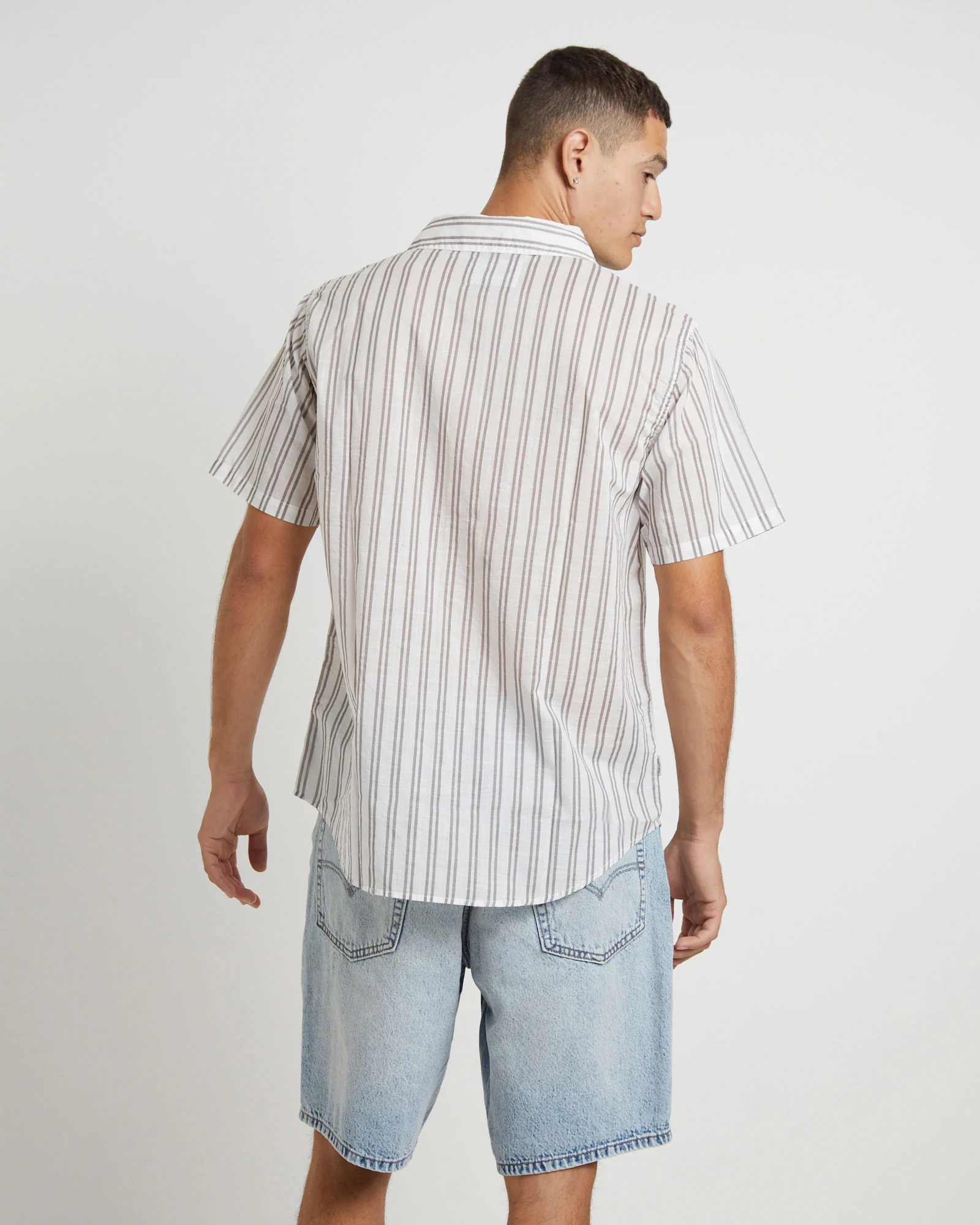 Parelz Short Sleeve Shirt in Mushroom Stripe - Image 2