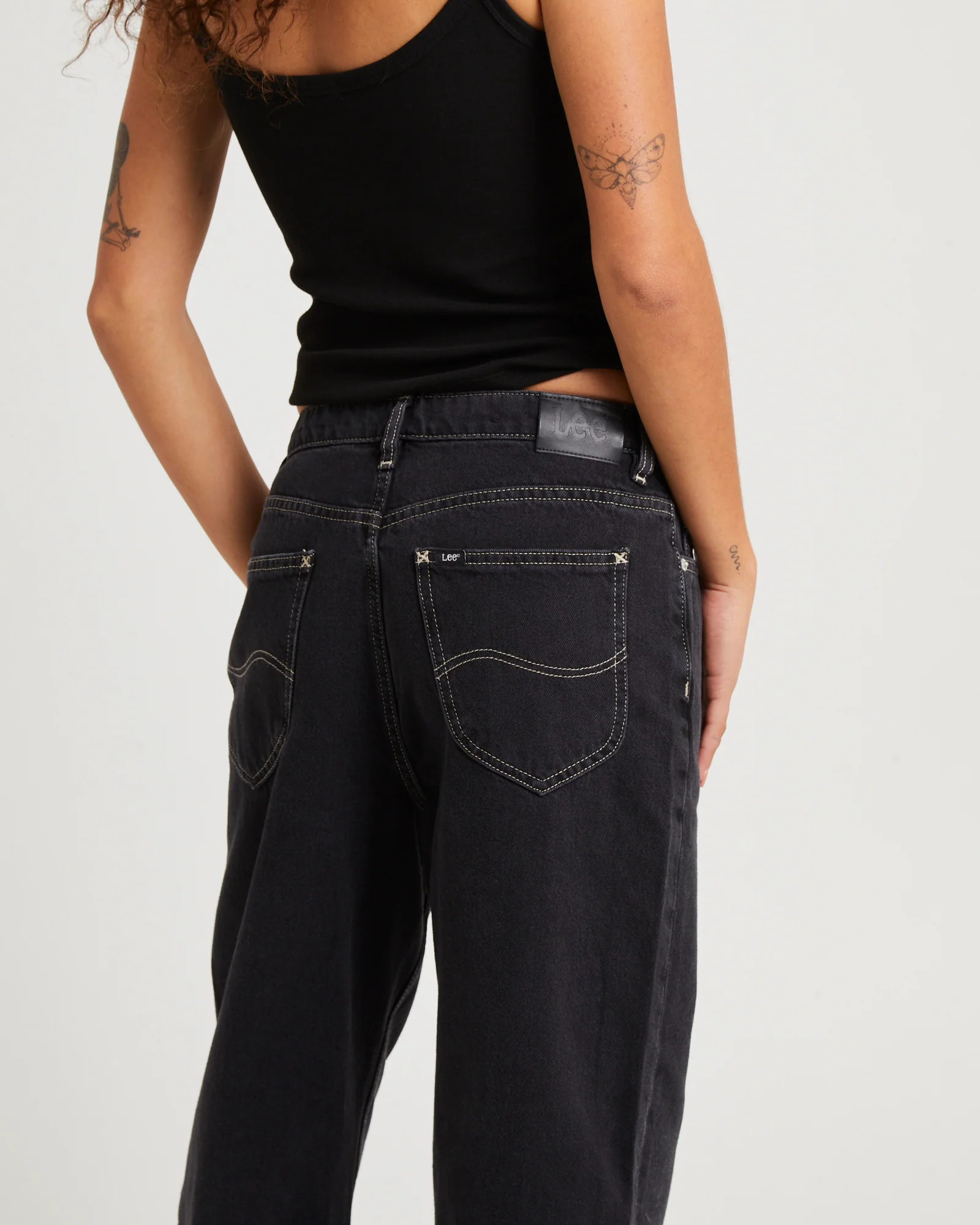 Petite Mid Straight Jeans Throwback Black - Image 5
