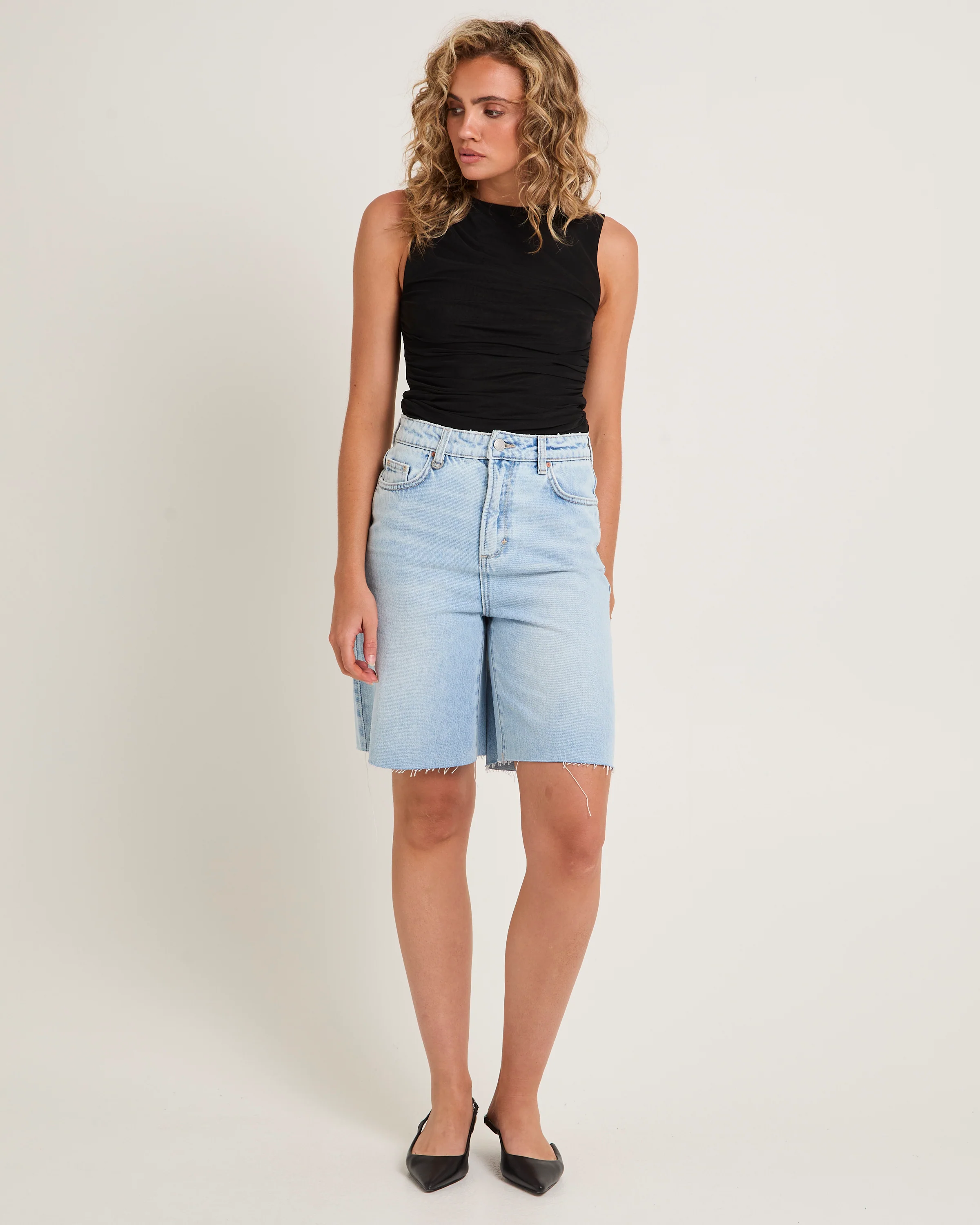 Phoebe Denim Shorts Jetlag - Image 3