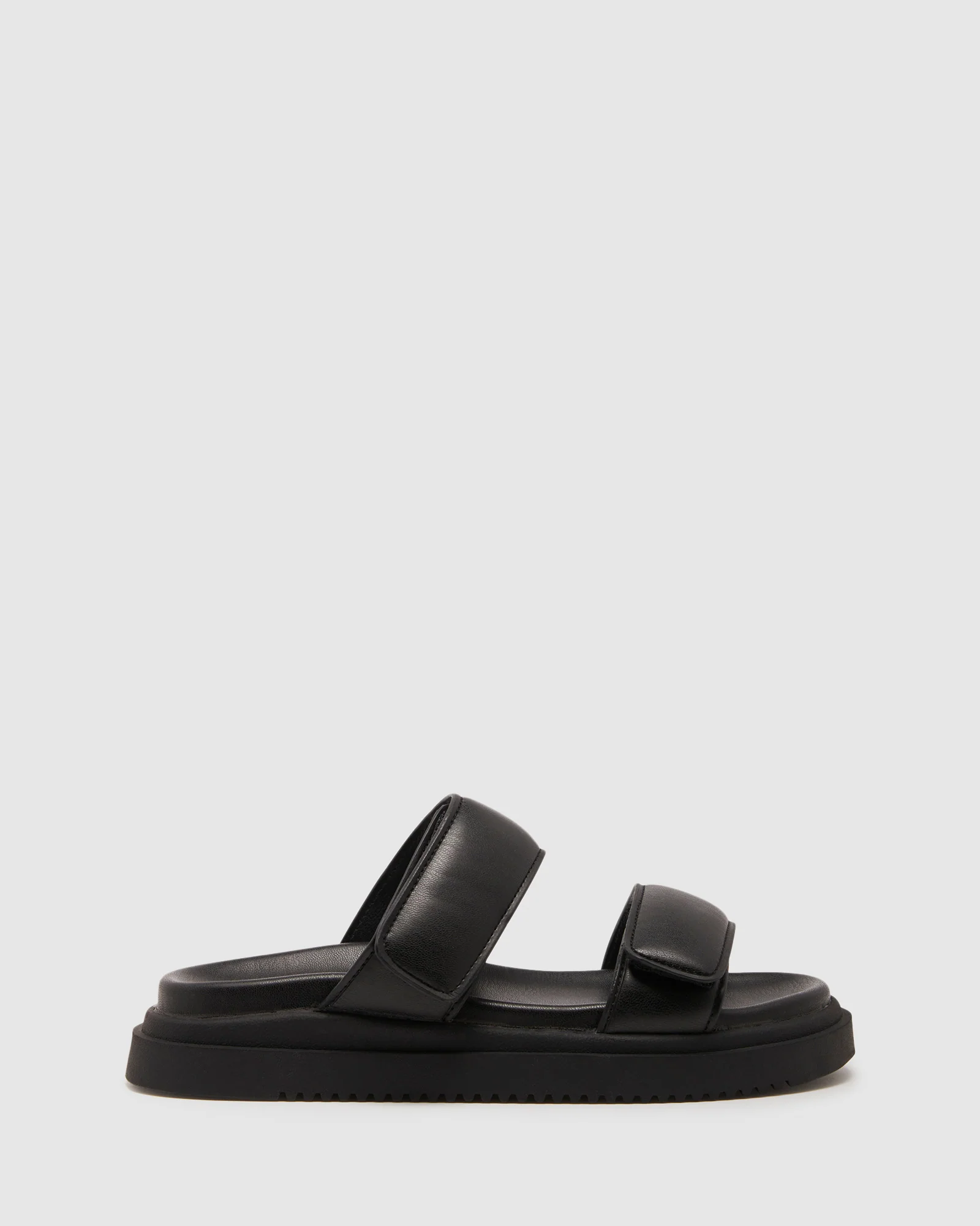 Pivot Flatform Sandals