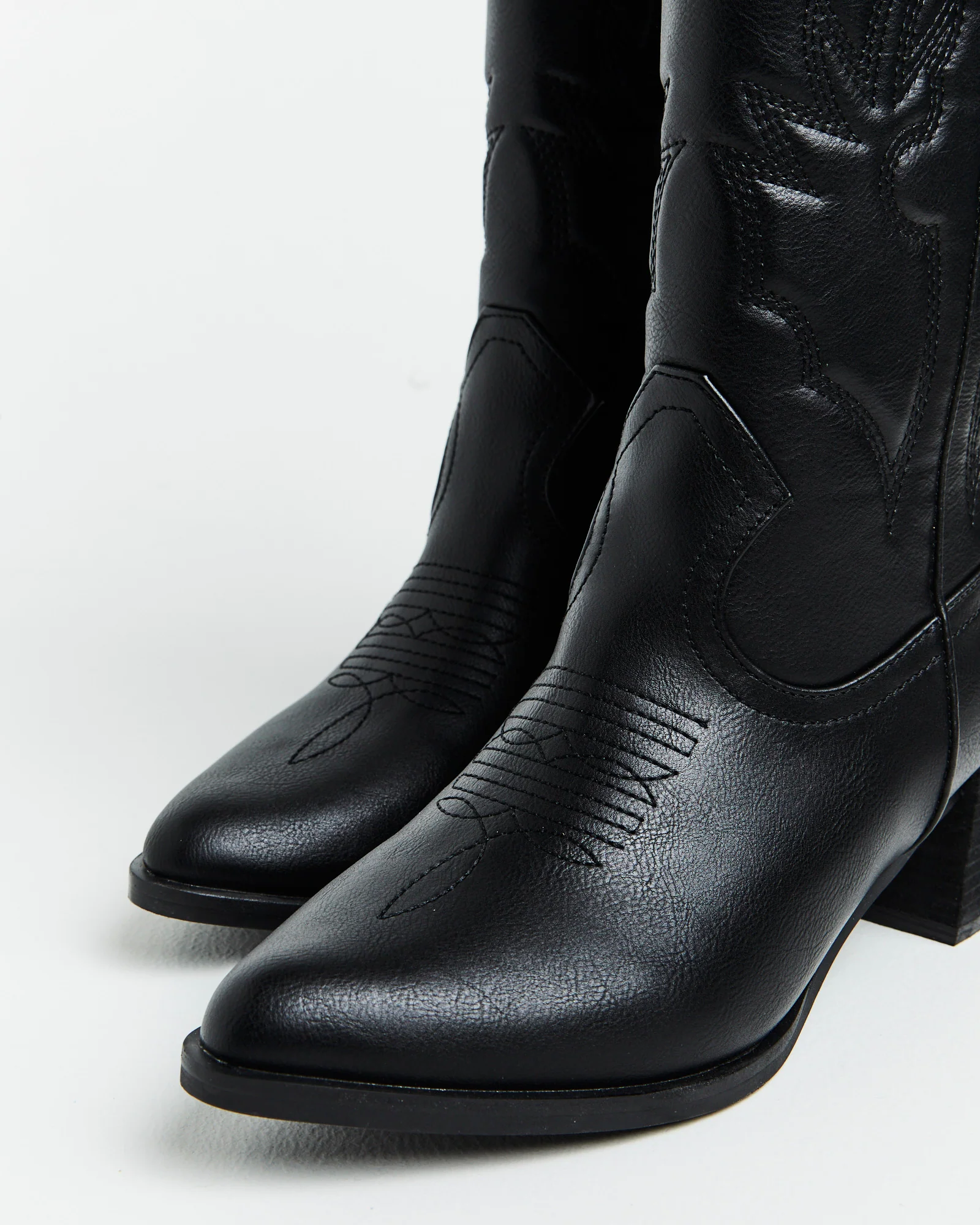 Ranger Cowboy Boot in Black - Image 5