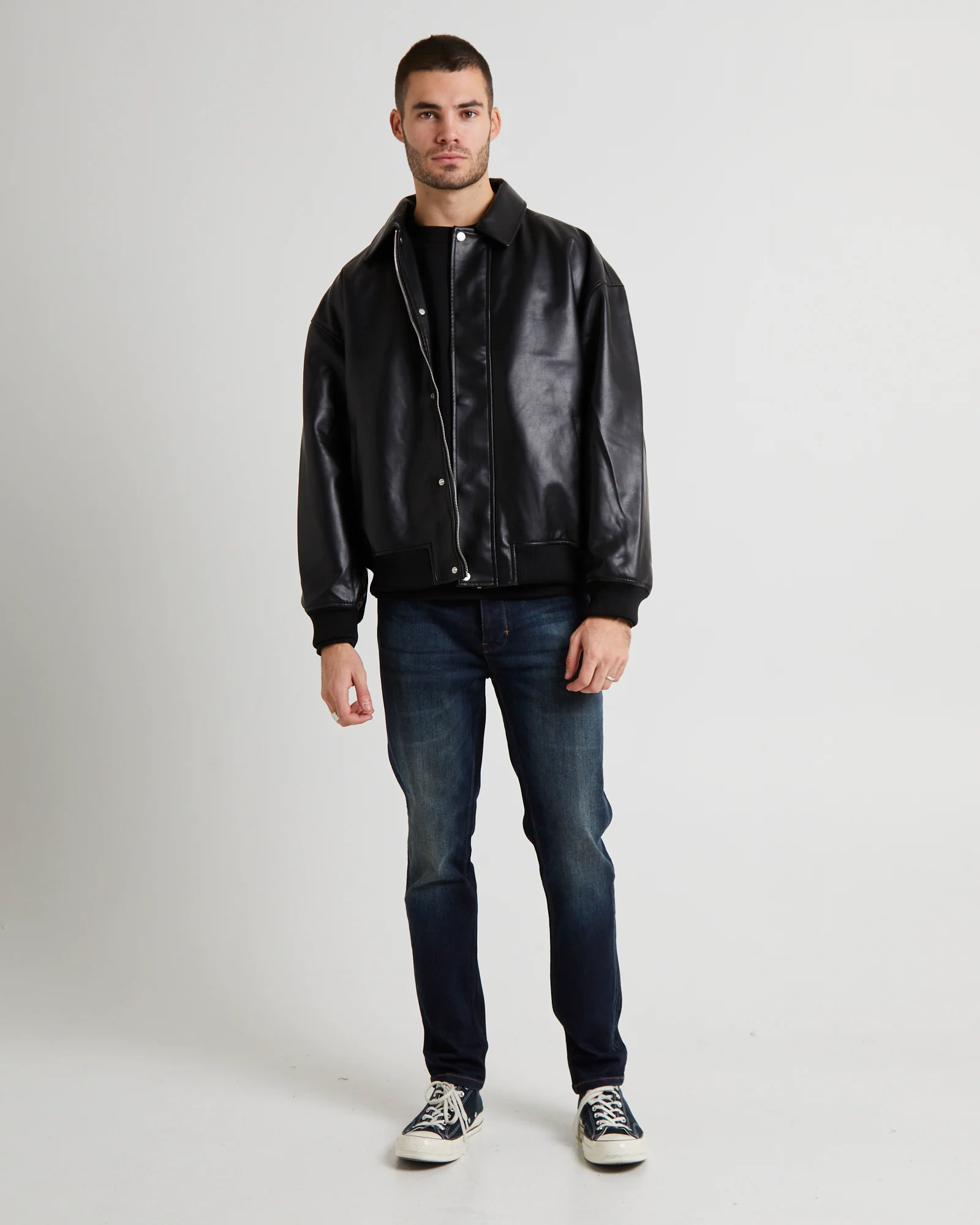 Ray Tapered Lost Denim Jeans