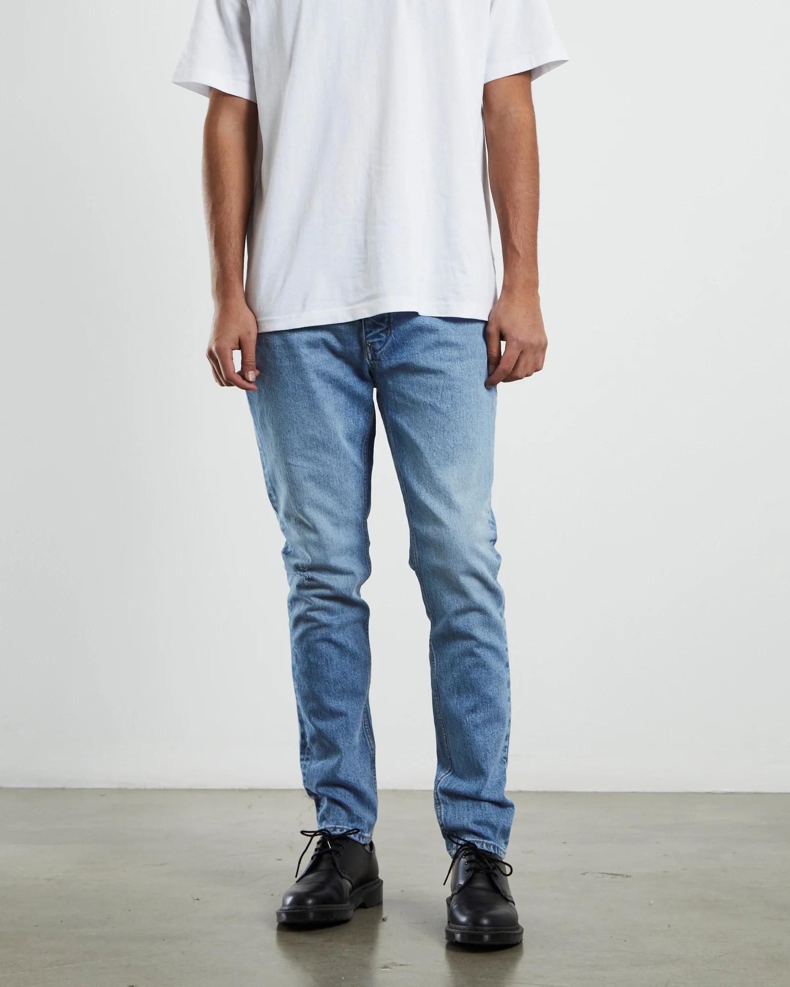 Ray Tapered Slim Denim Jeans Disorder