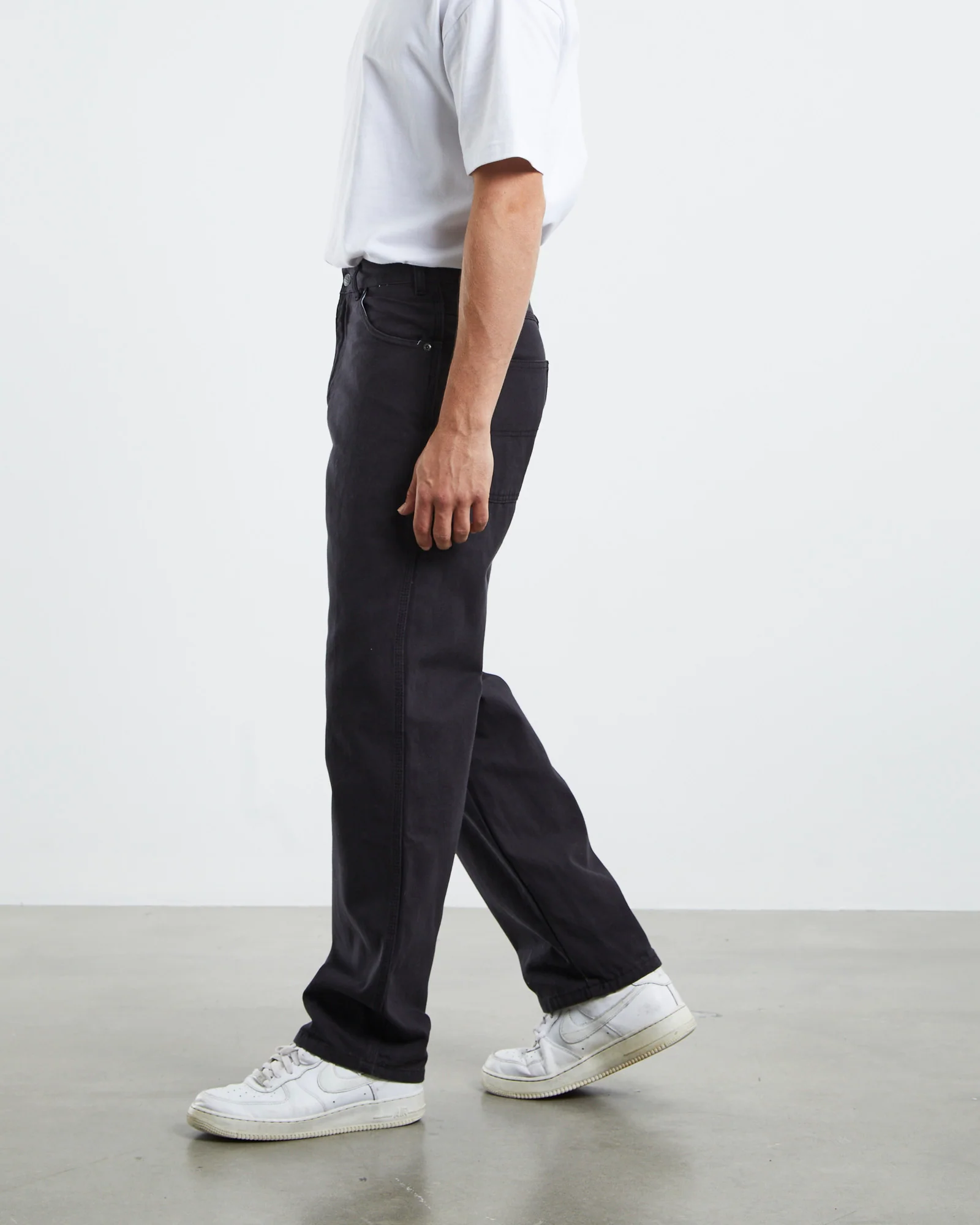 Relaxed Carpenter Jeans - Image 4
