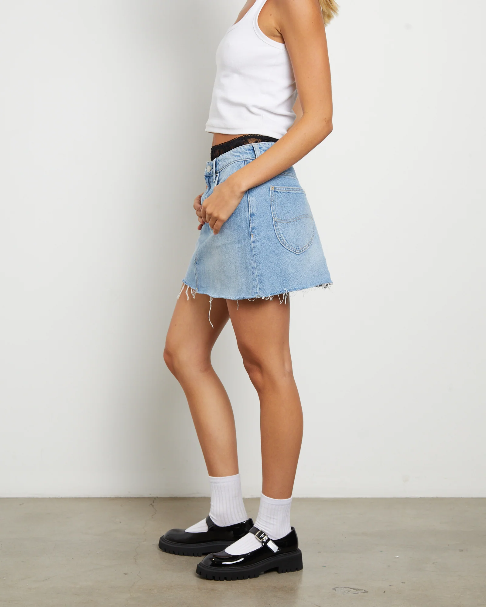 Relaxed Mini Denim Skirt in Soho Fade - Image 4