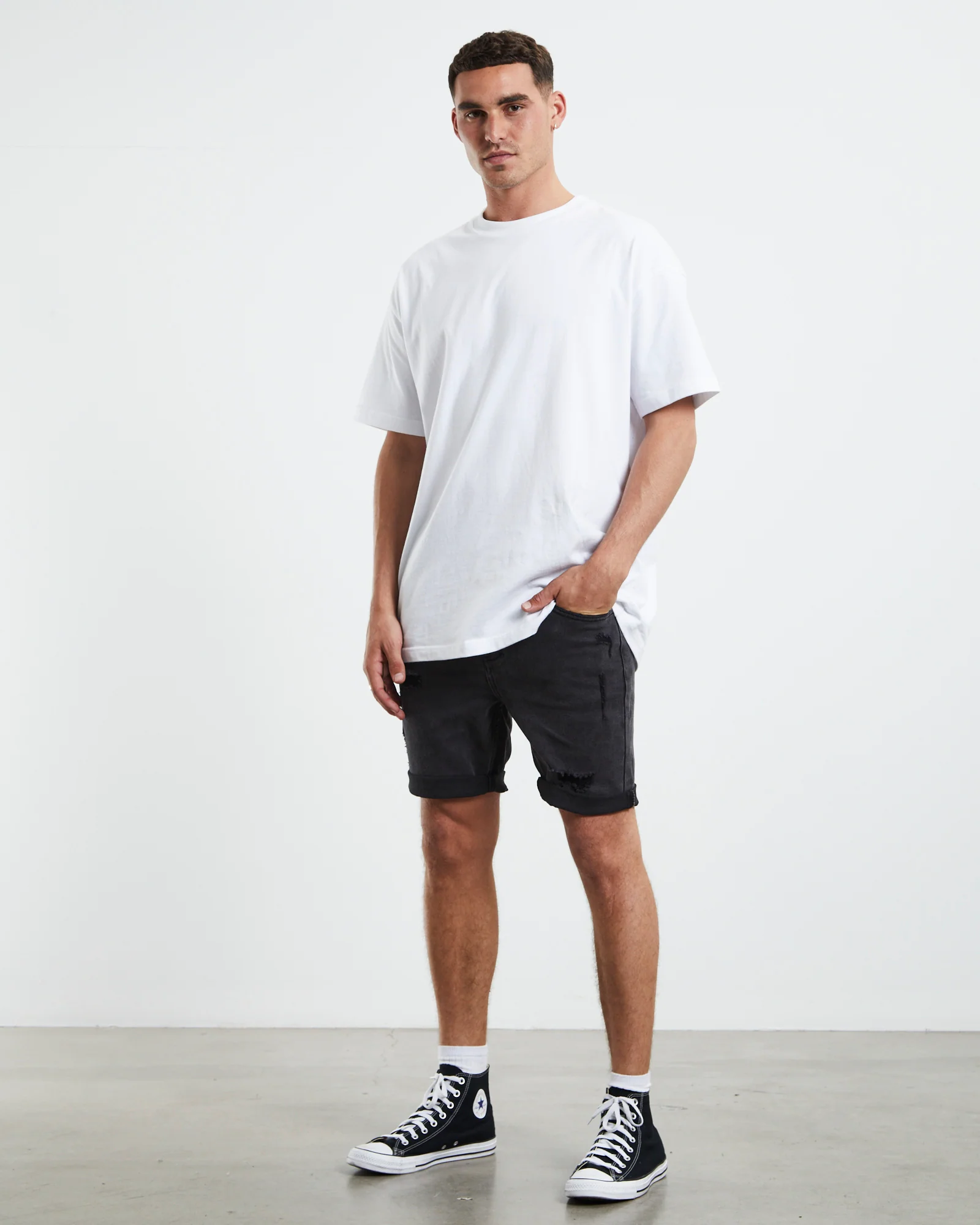 Revolver Denim Shorts New York Trashed Black - Image 3