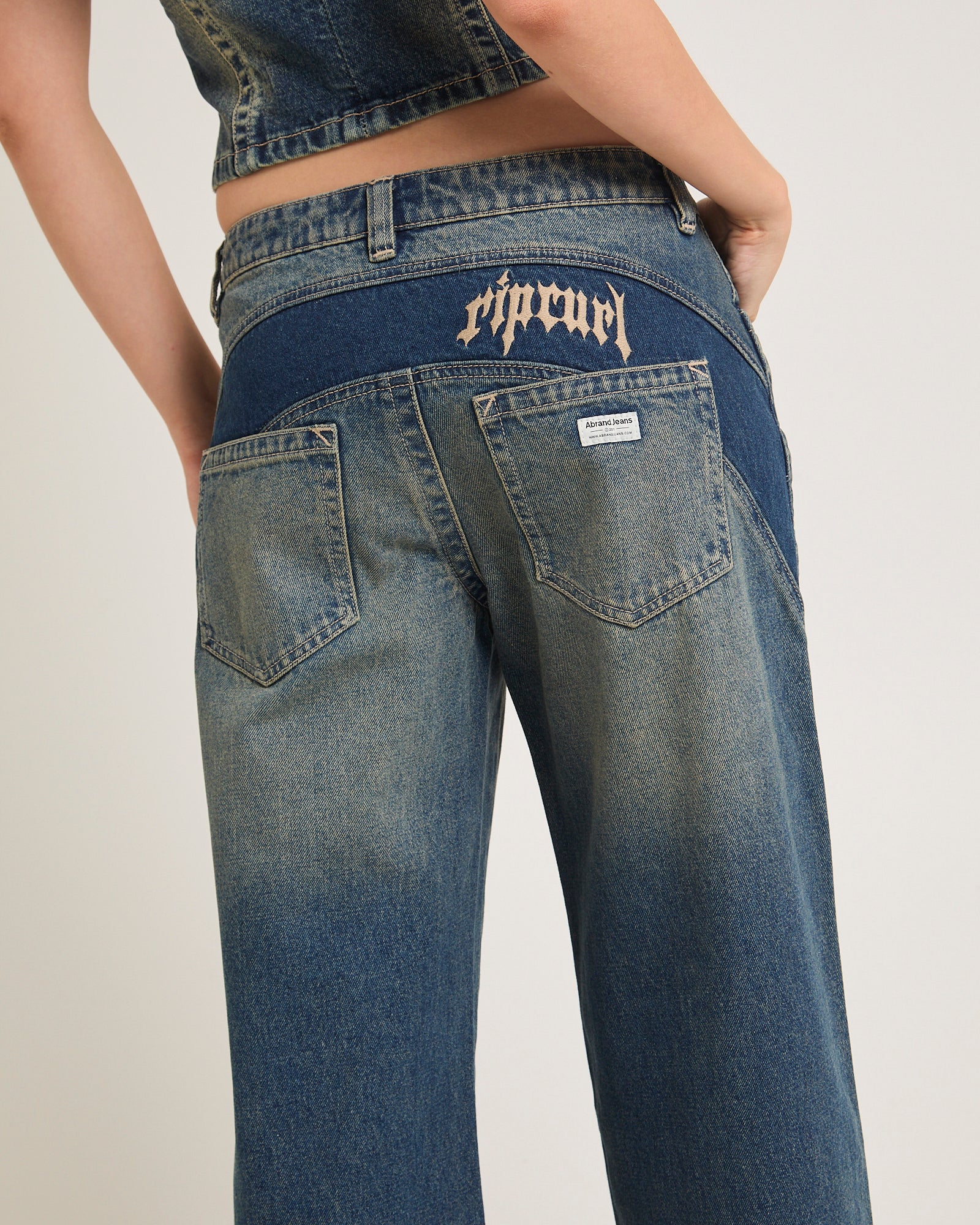 Rip Curl 99 Low Baggy Denim Jeans Zola Board - Image 5
