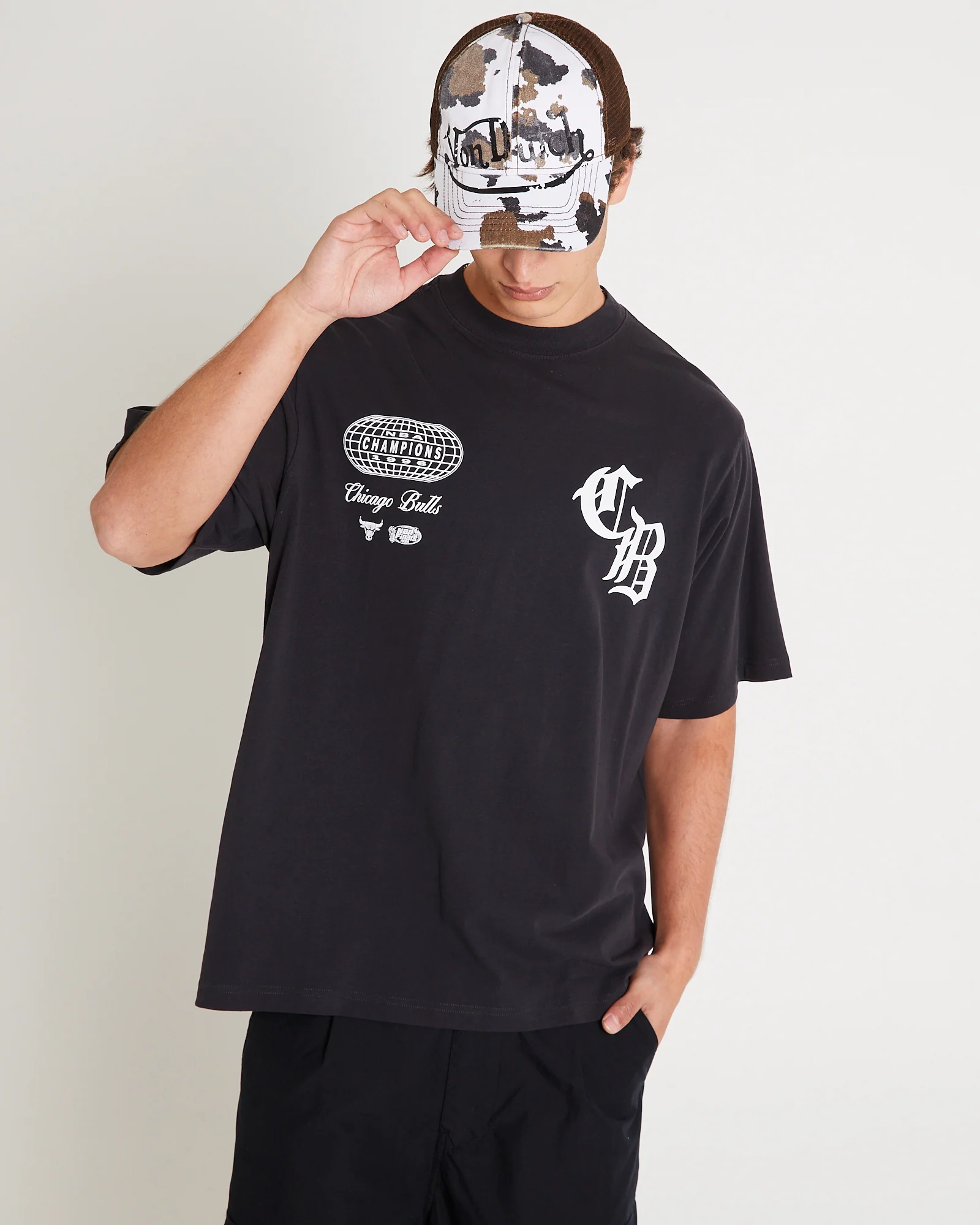 Chicago Bulls Roll The Dice T-Shirt - Image 4