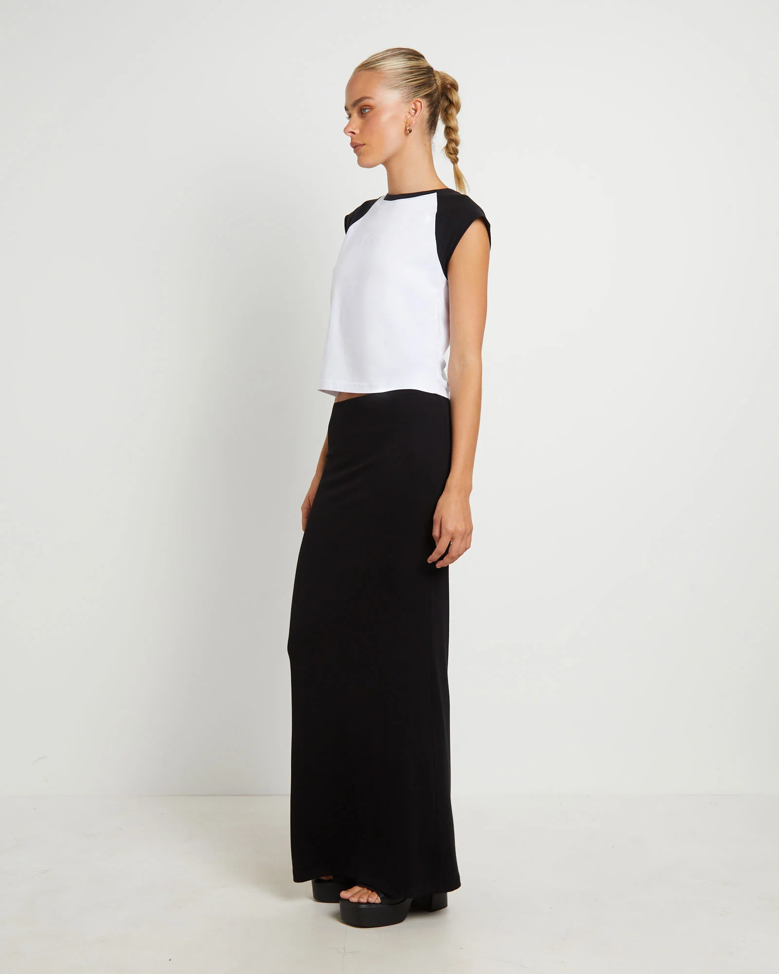 Ryan Recycled Raglan Tank in Black - Image 4