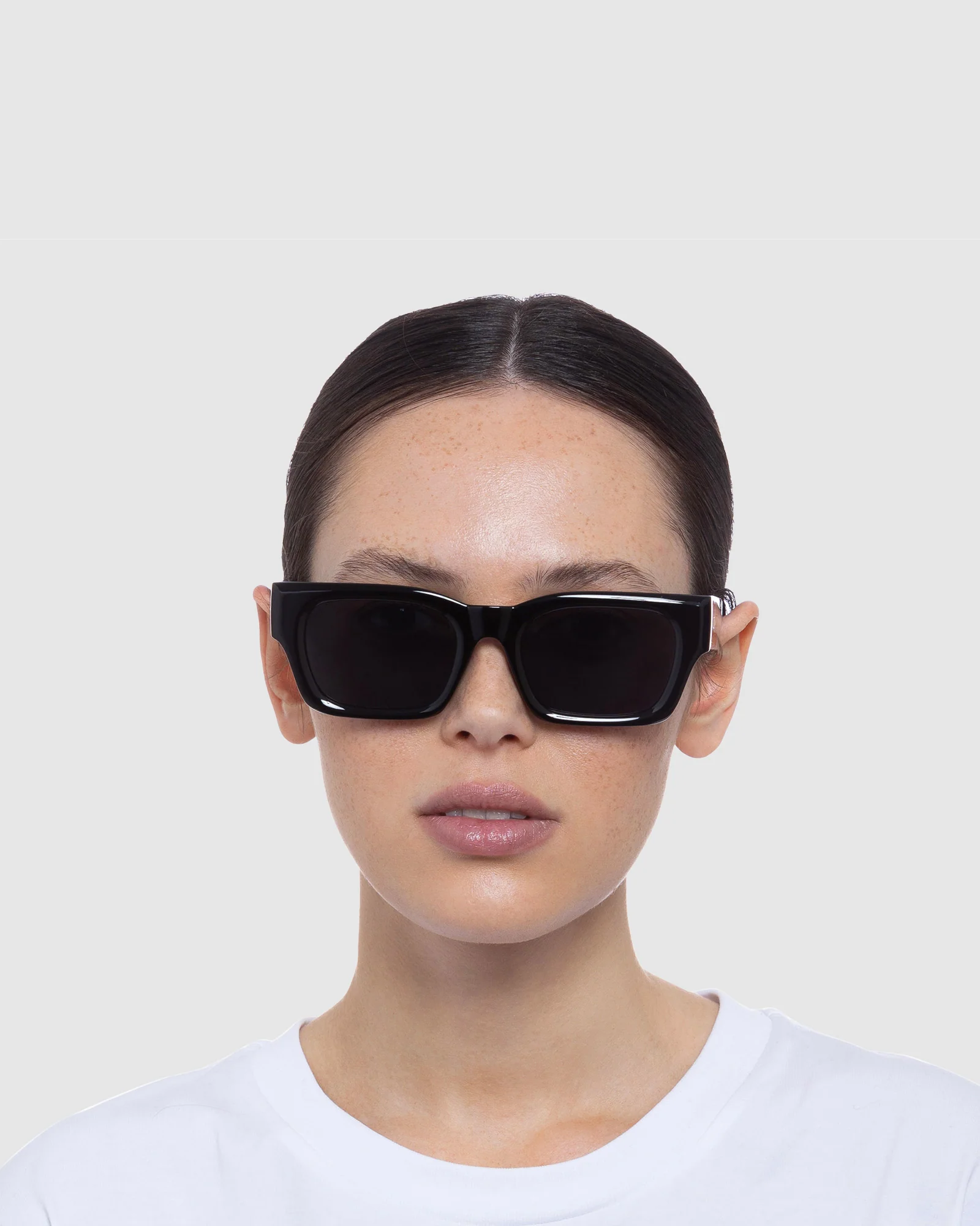 Shmood Sunglasses Black/Smoke Mono - Image 3