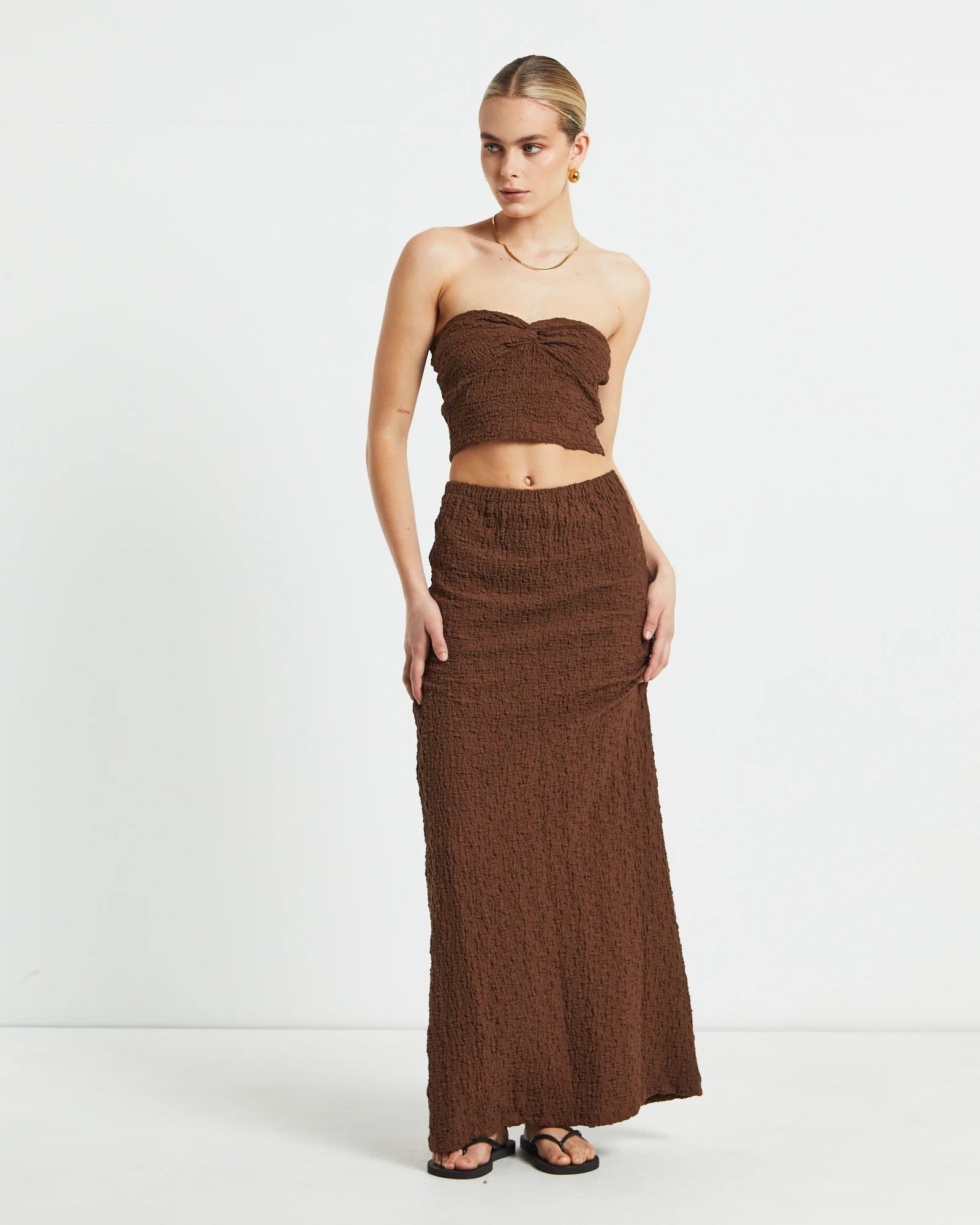 Skyla Textured Maxi Skirt - Image 4