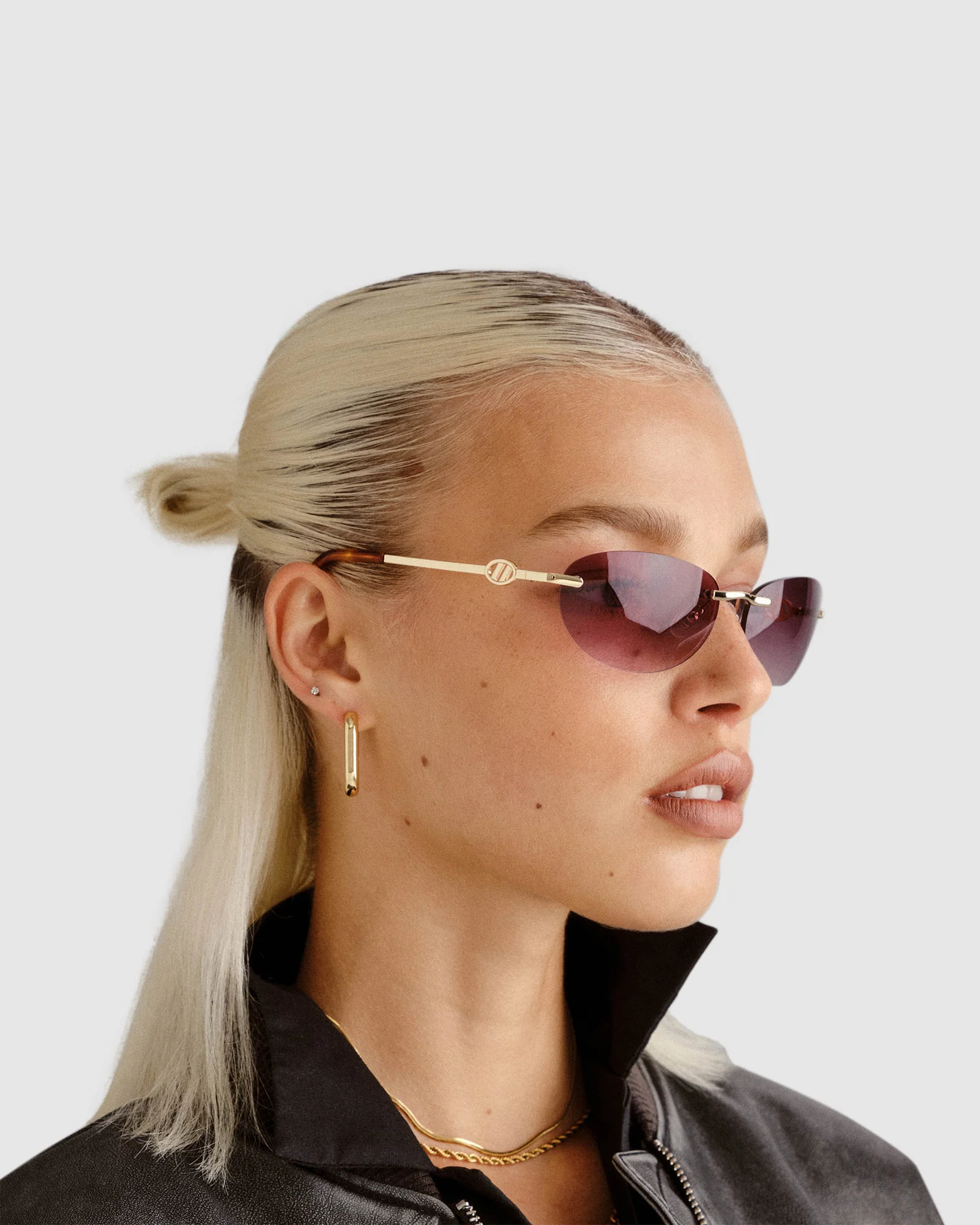 Slinky Sunglasses - Image 5