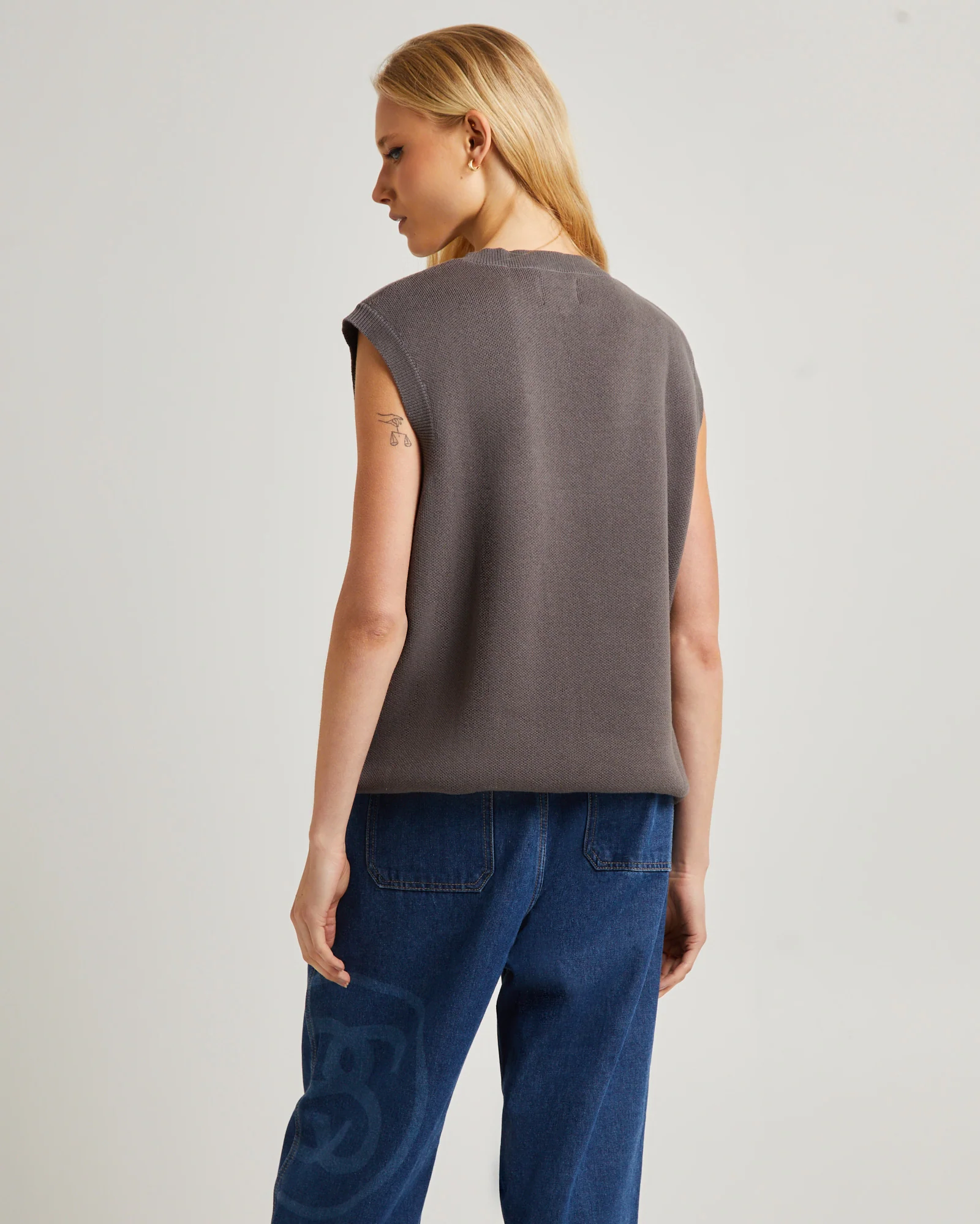 Smooth Stock Knit Vest - Image 2