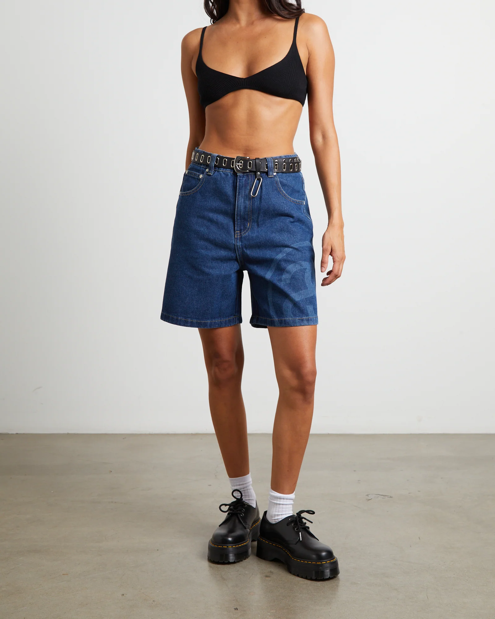 SS Link Denim Shorts in Dark