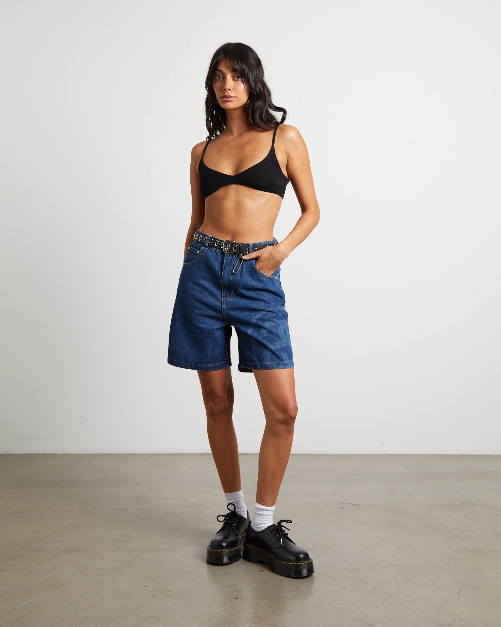 SS Link Denim Shorts in Dark - Image 3