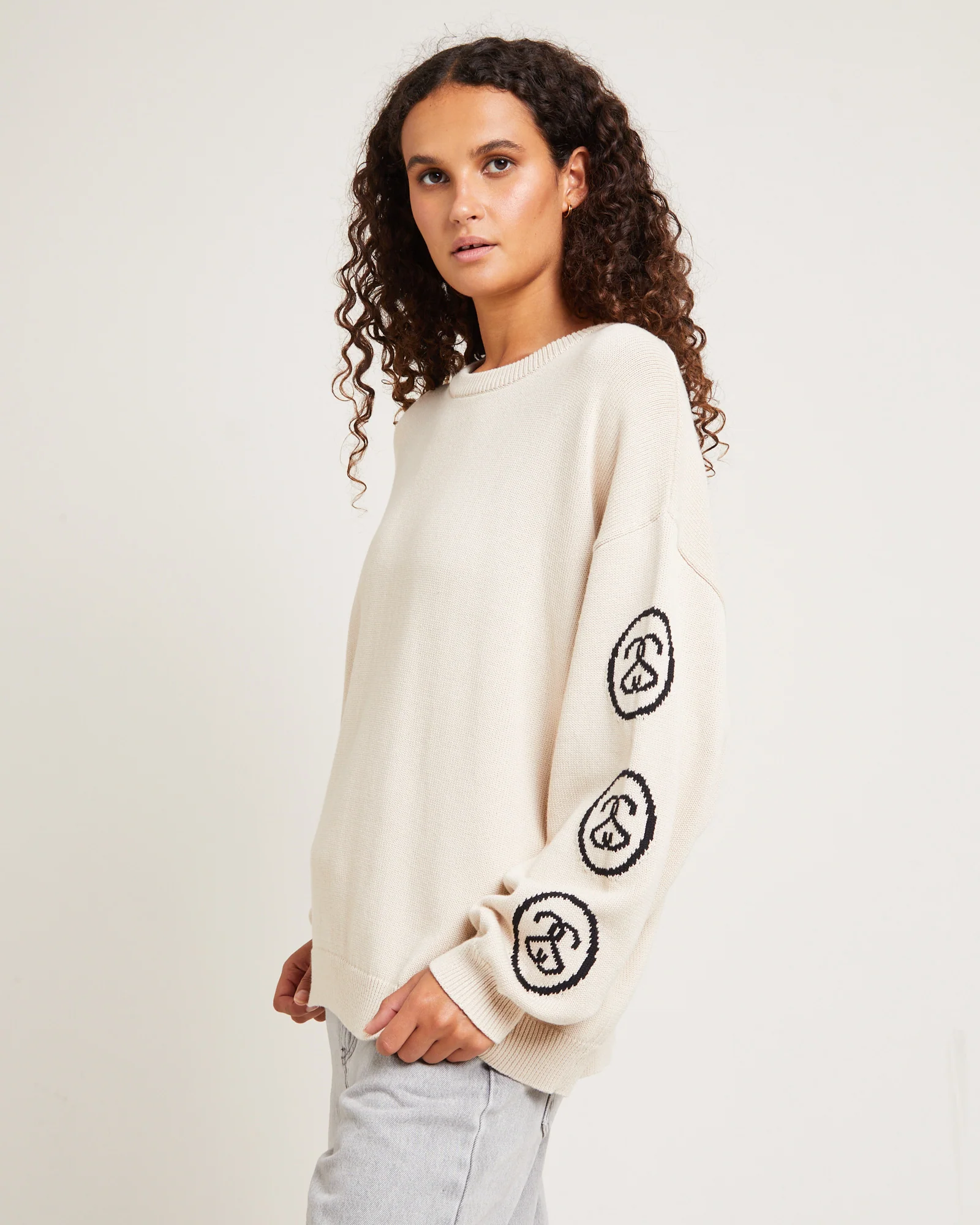 SS Link Knit Crew Neck Cream - Image 5