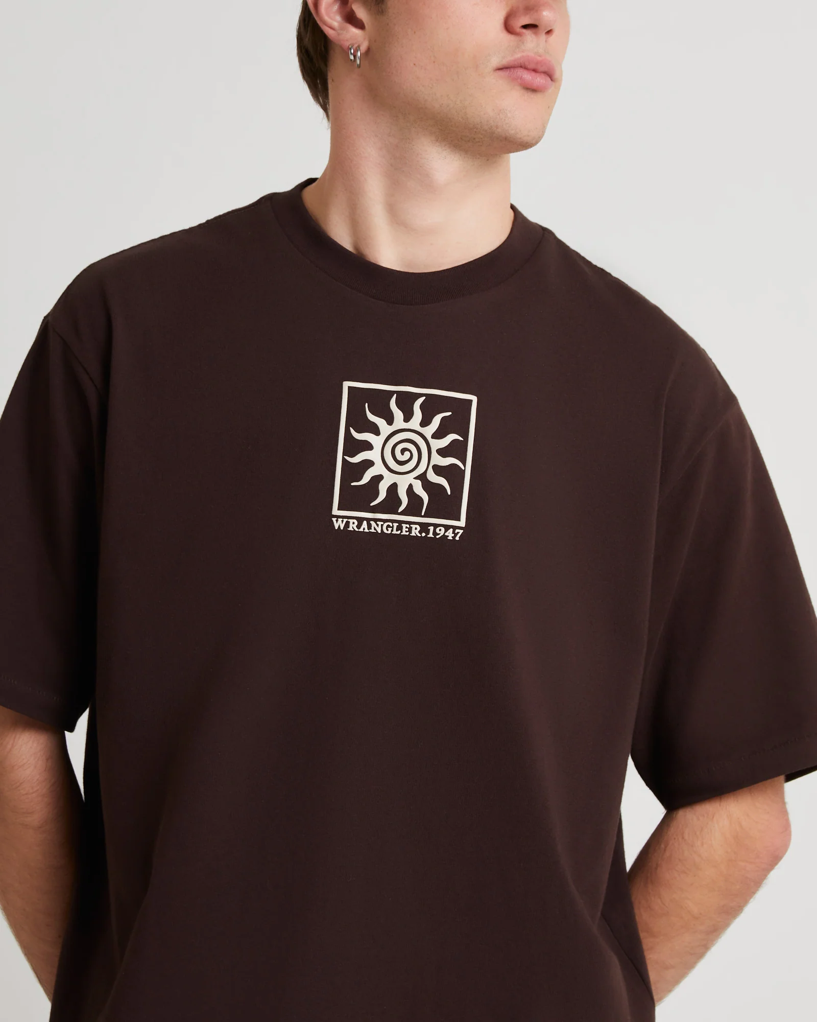 Sun Spiral Slacker T-Shirt - Image 5