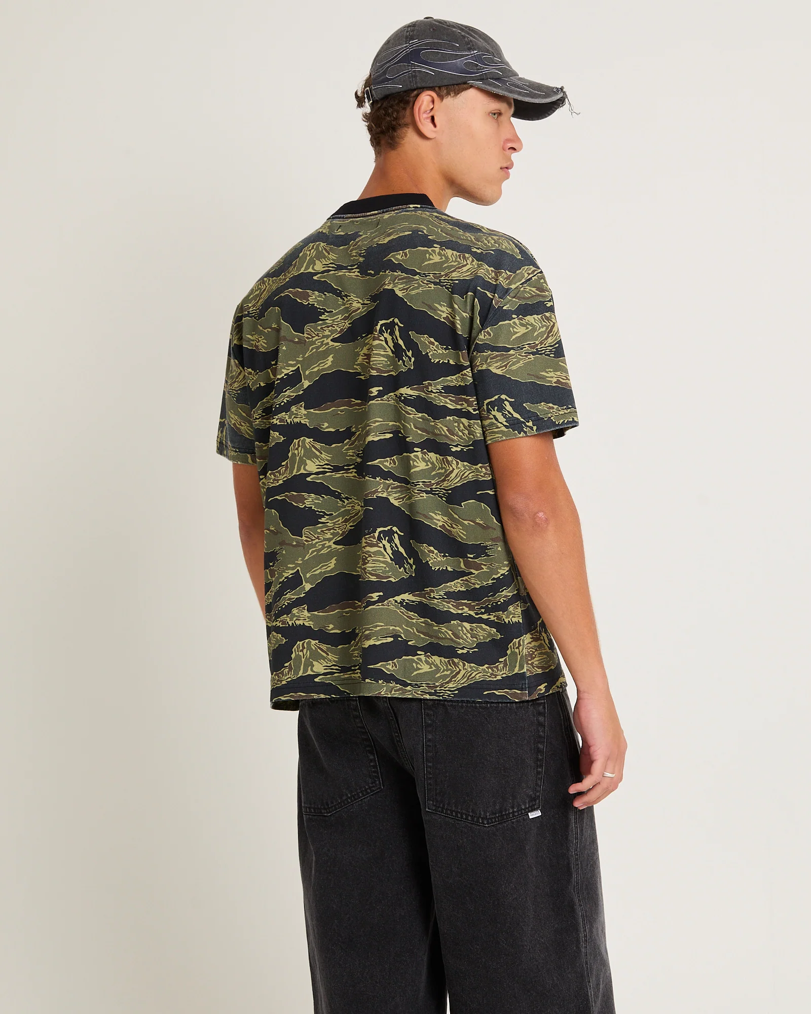 Tiger Camo Cropped T-Shirt - Image 2