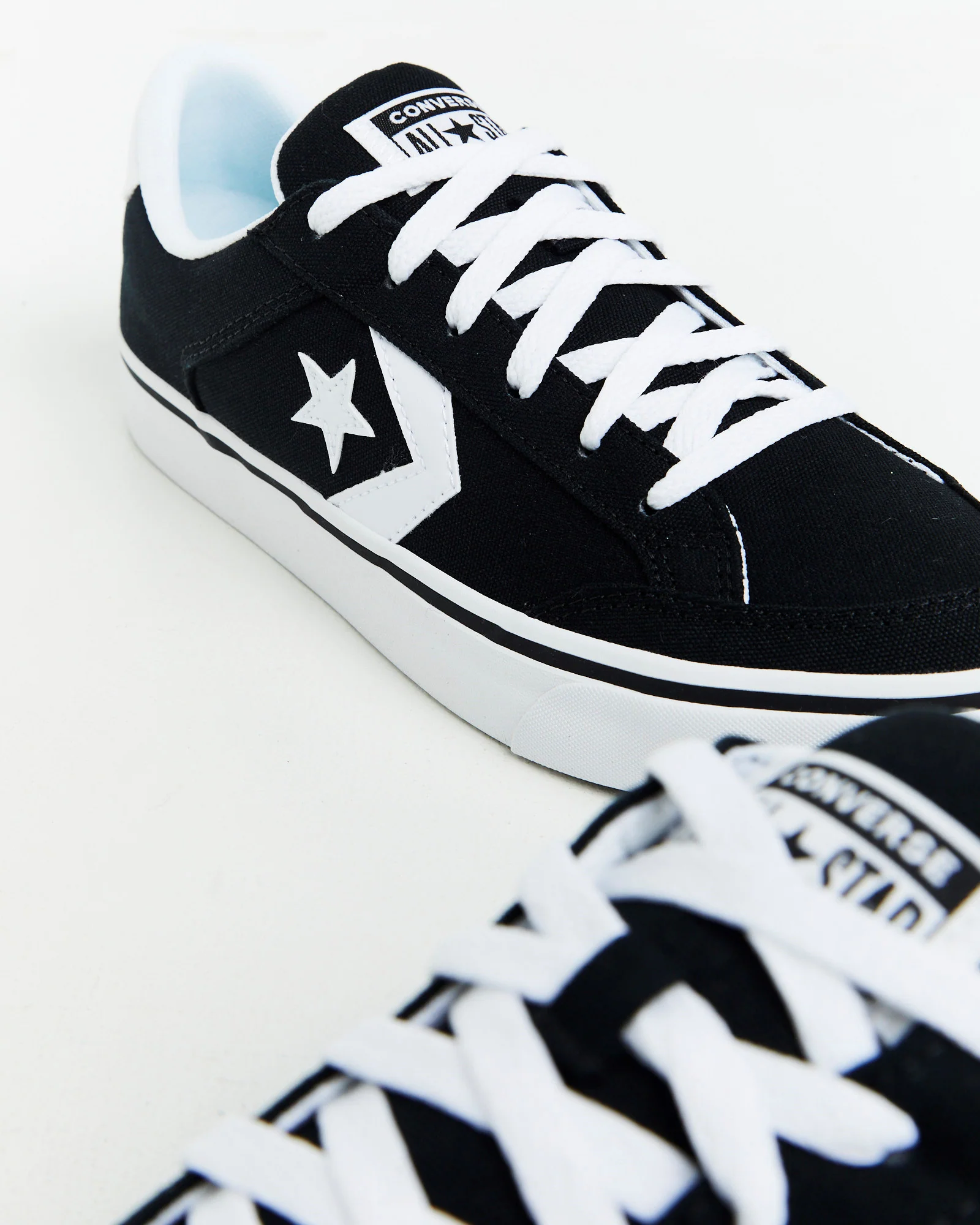 Tobin Canvas Ox Sneakers Black/White - Image 6