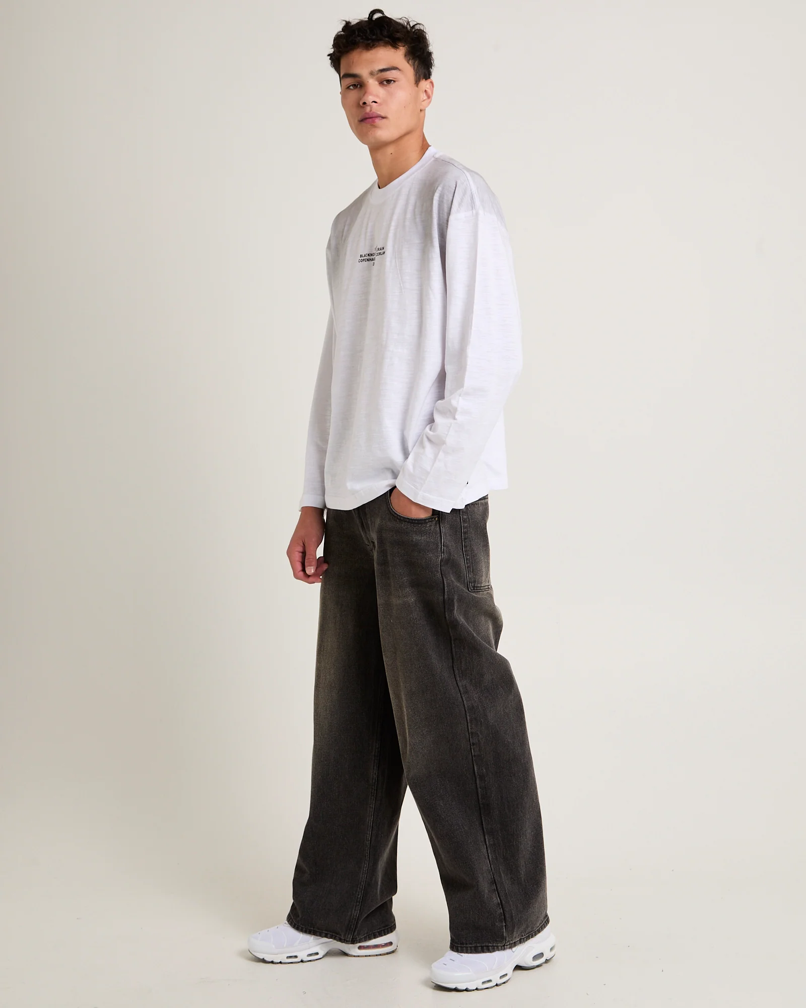 Tour Long Sleeve Shirt - Image 4