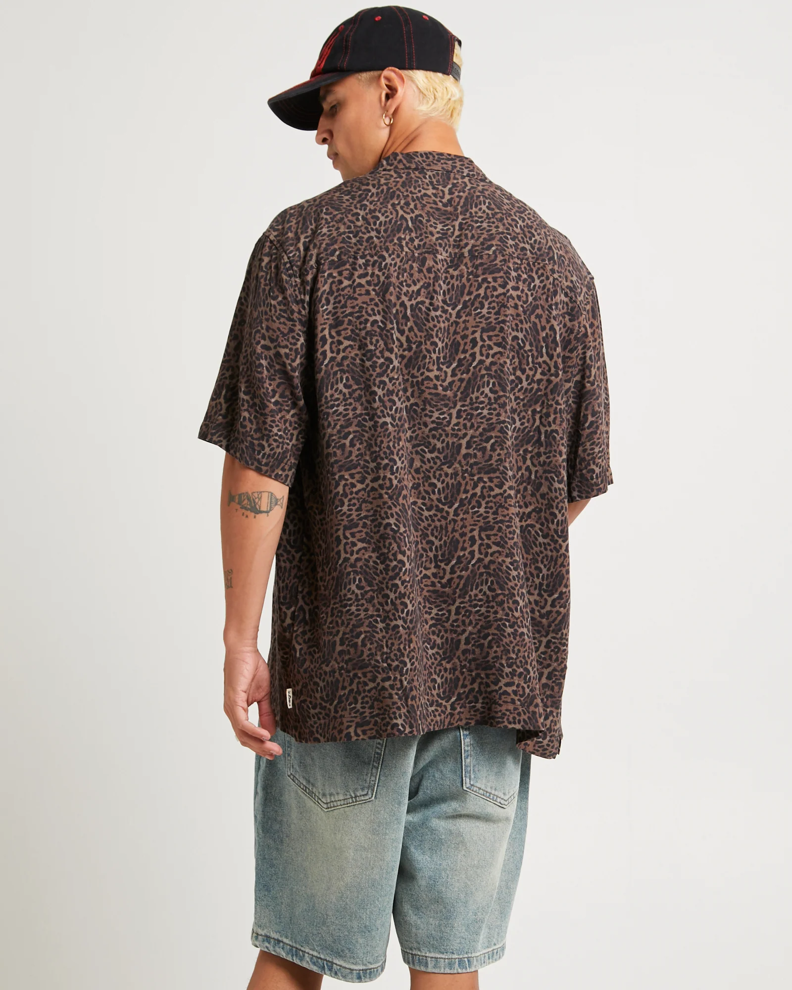 Trigger Short Sleeves Resort Shirt - Image 2