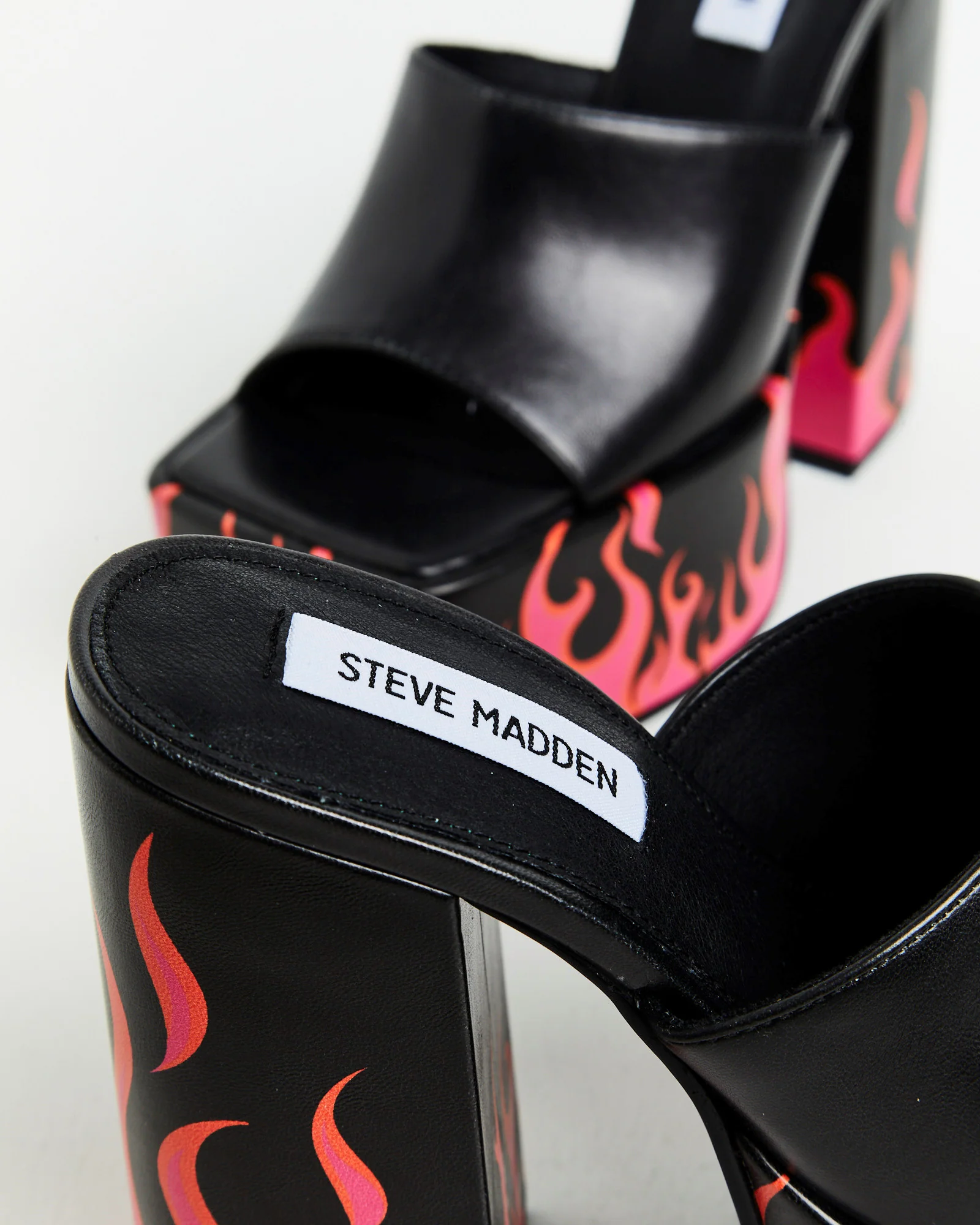 Trixie Heels Black Fuscia - Image 4
