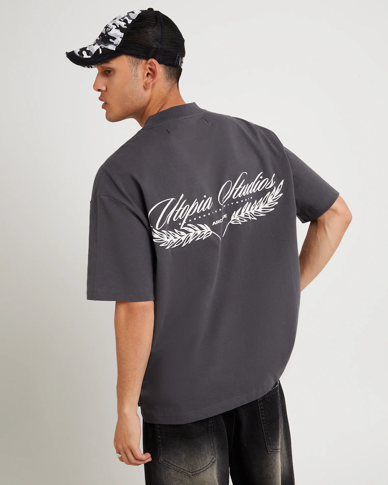 Utopia Crop Tee T-Shirt
